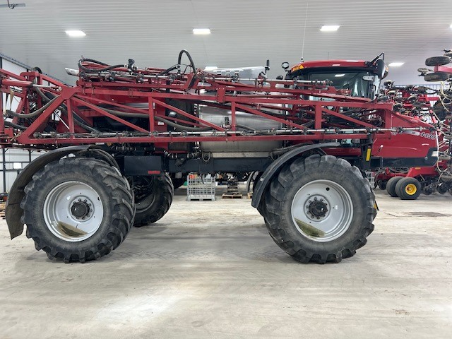 2013 Case IH Patriot 4430 Sprayer/High Clearance