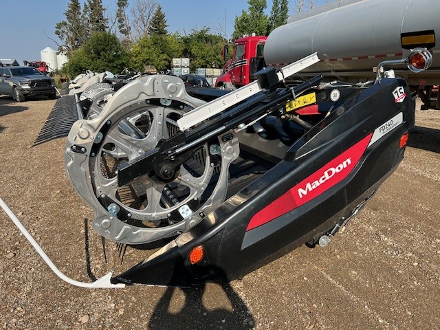 2024 MacDon FD240 DKD Header Draper Flex