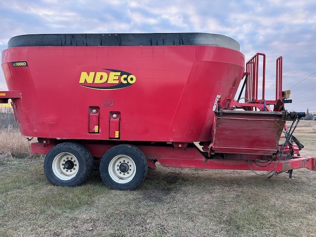 2018 NDE FS1000D Vertical Feed Mixer