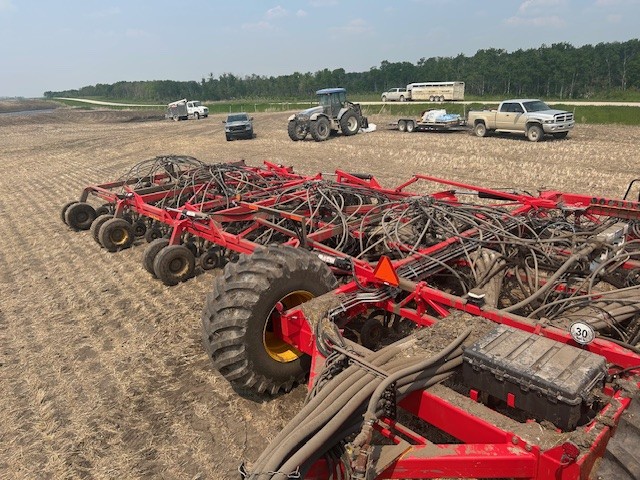 2022 Seed Hawk 8412 & 980 Air Drill