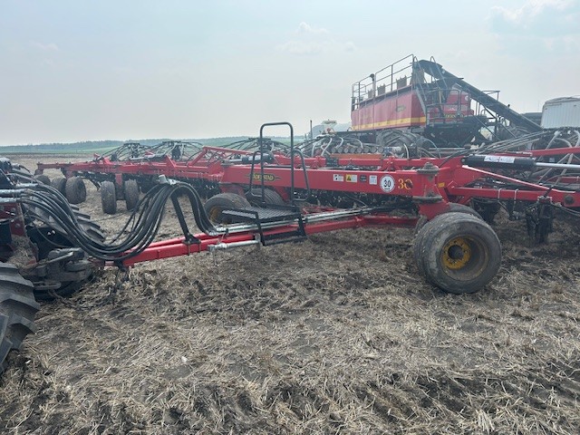 2022 Seed Hawk 8412 & 980 Air Drill