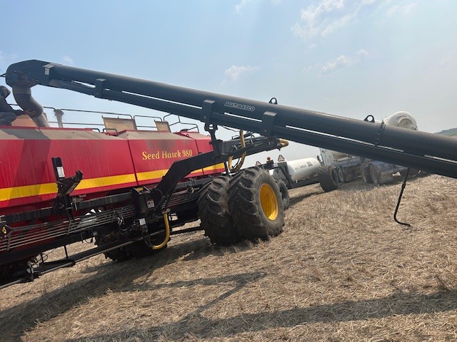 2022 Seed Hawk 8412 & 980 Air Drill