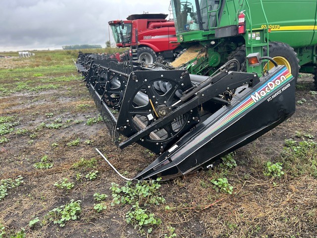 2005 MacDon 973-36 Header Draper Flex