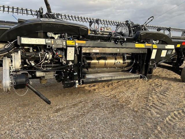 2025 MacDon FD240 Header Draper Flex