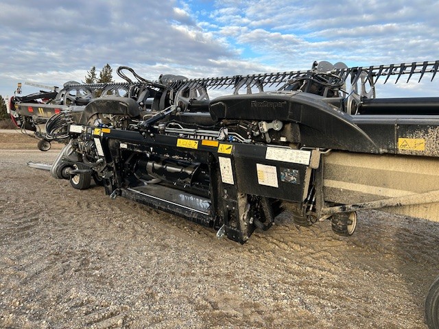 2025 MacDon FD240 Header Draper Flex