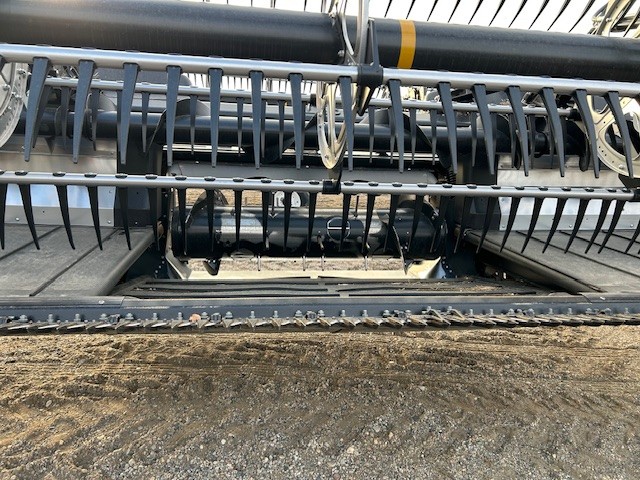 2025 MacDon FD240 Header Draper Flex