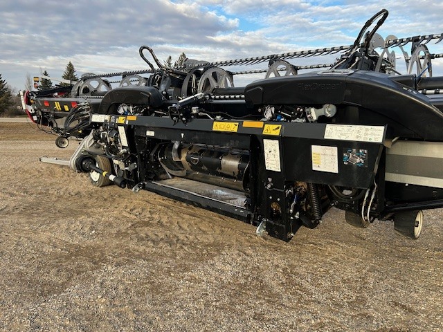 2025 MacDon FD240 Header Draper Flex