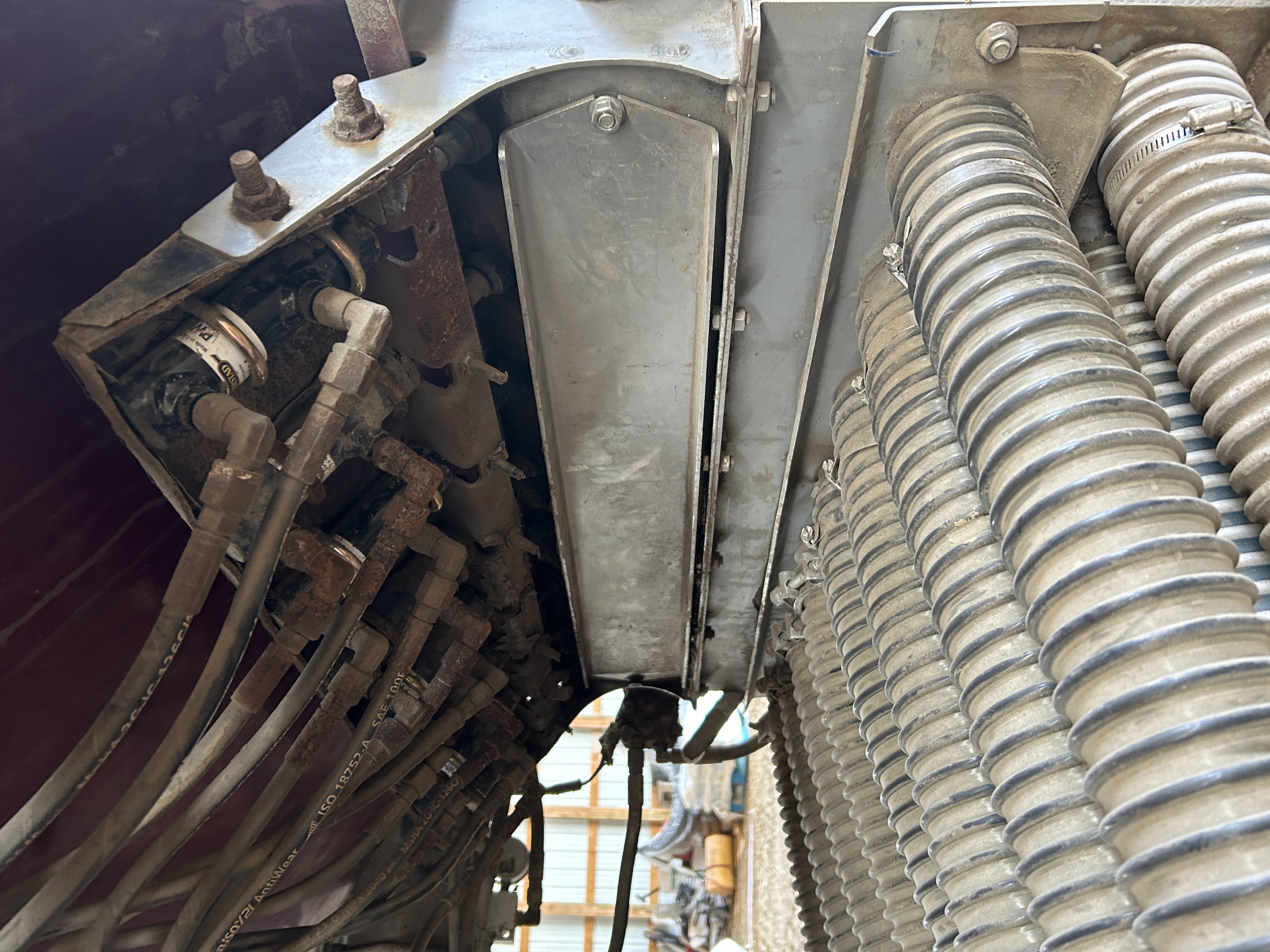 2015 Seed Hawk 6612 & 800 Air Drill