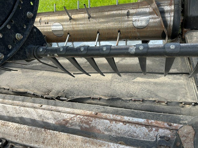 2017 MacDon FD140 Header Draper Flex