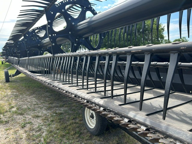 2021 MacDon FD140 Header Draper Flex