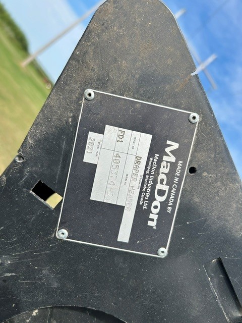 2021 MacDon FD140 Header Draper Flex