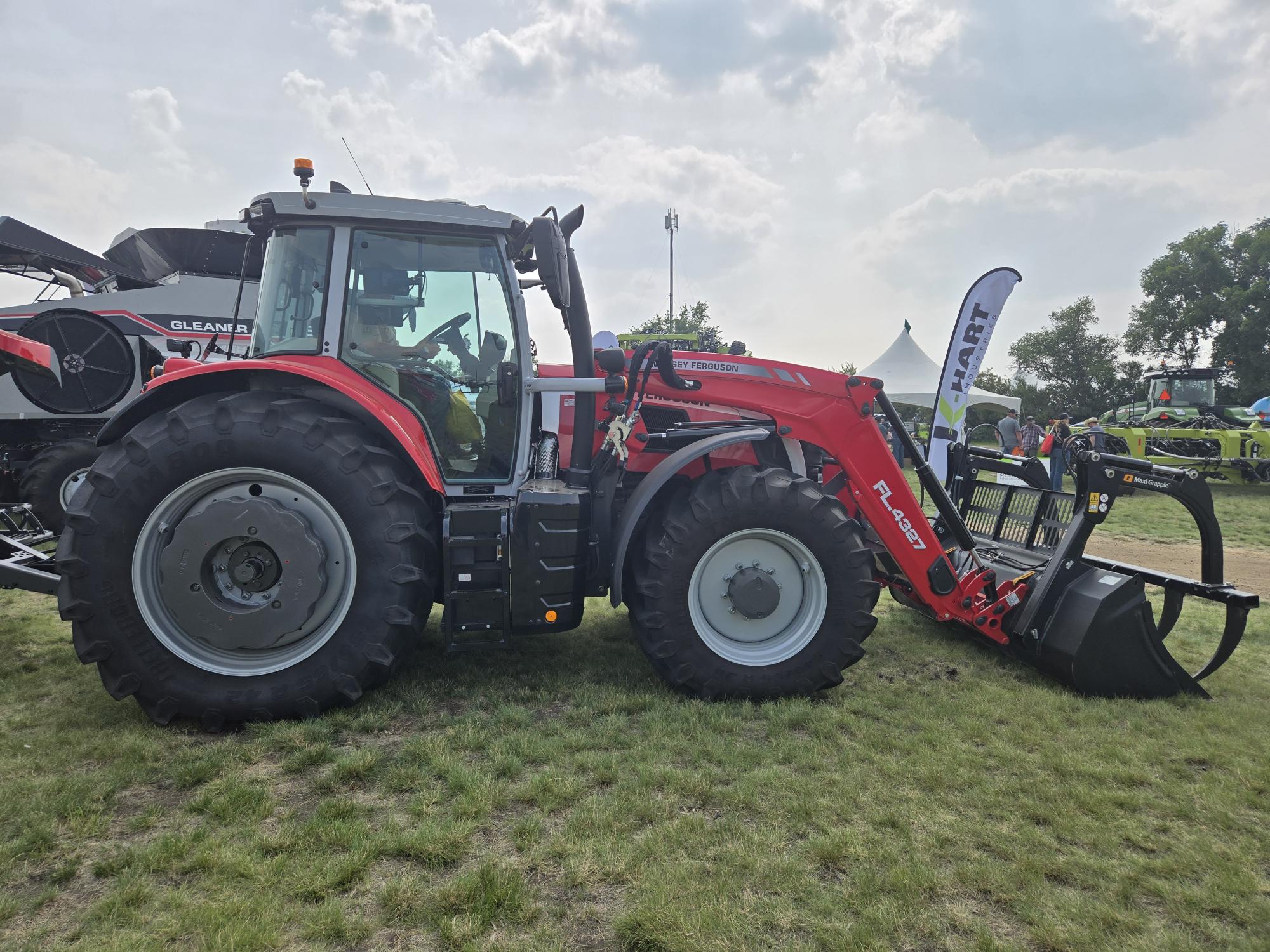 2024 Massey Ferguson 7S.190 Tractor