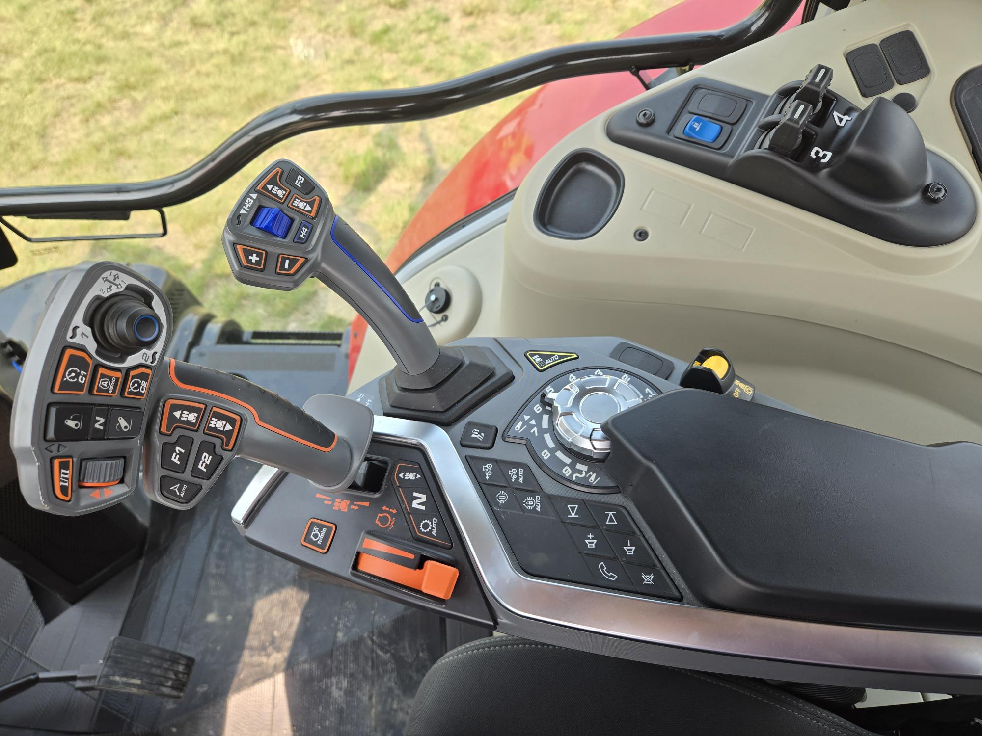 2024 Massey Ferguson 7S.190 Tractor