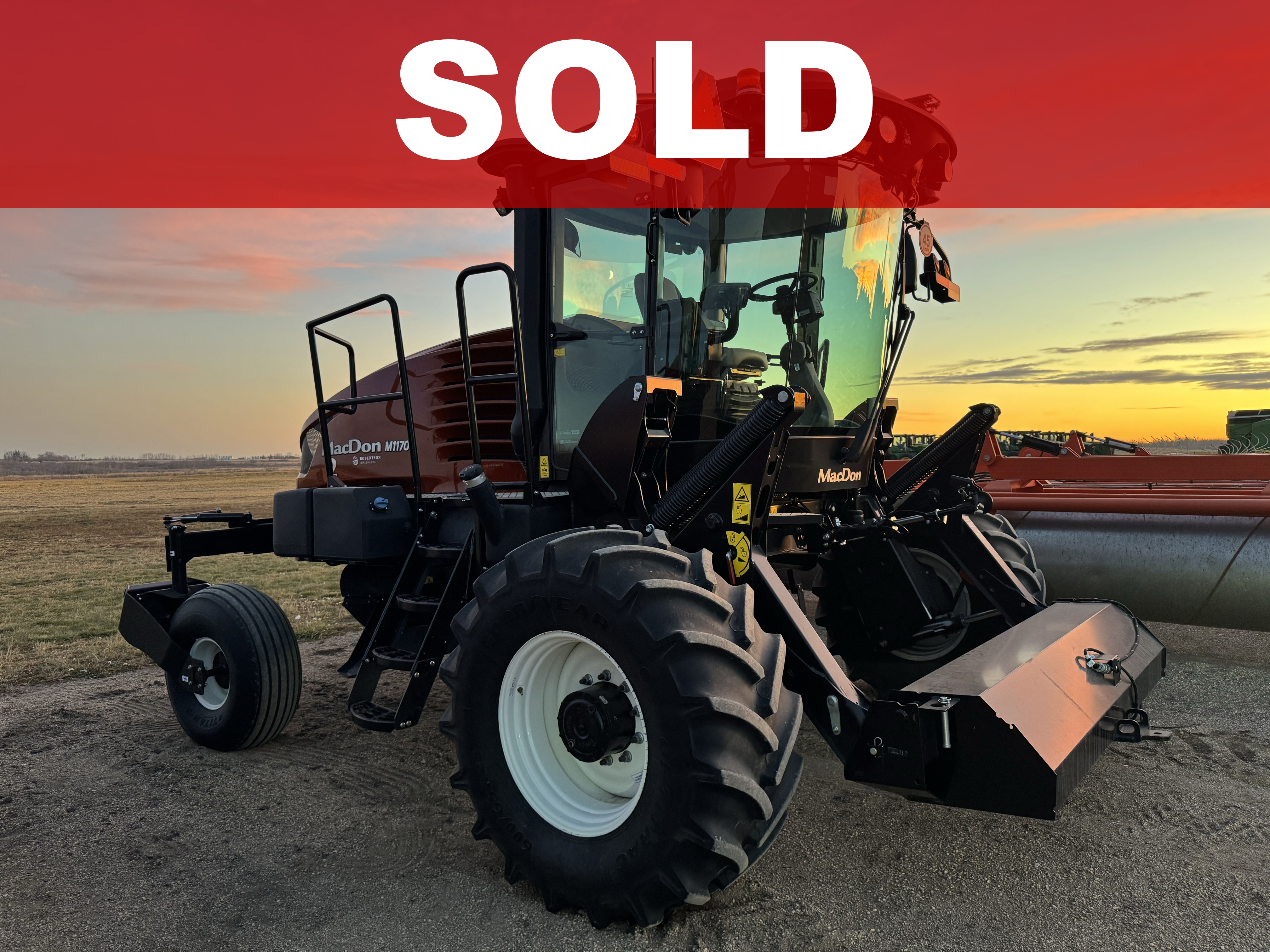 2021 MacDon M1170 Windrower