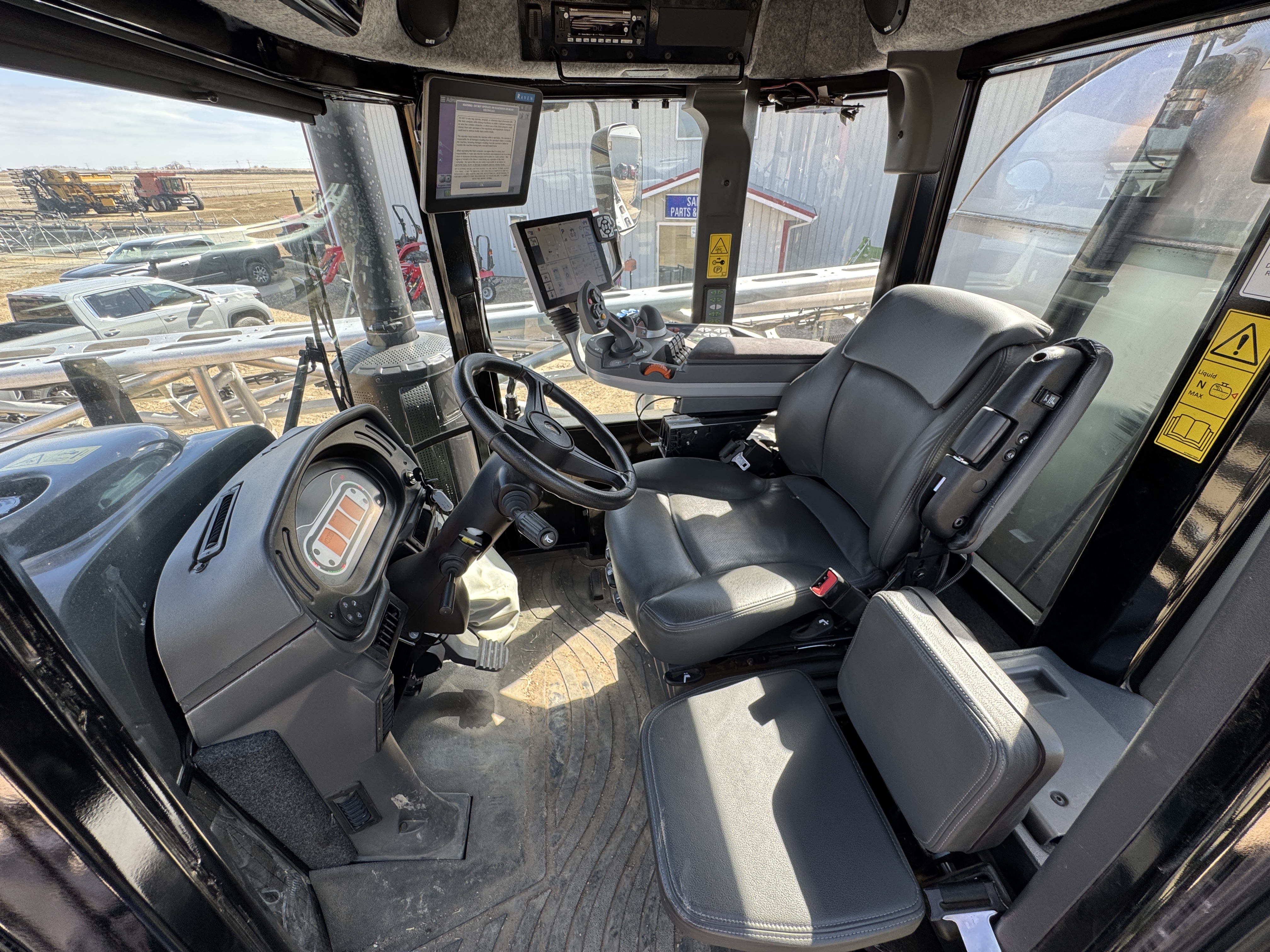 2022 RoGator RG1300C Sprayer/High Clearance