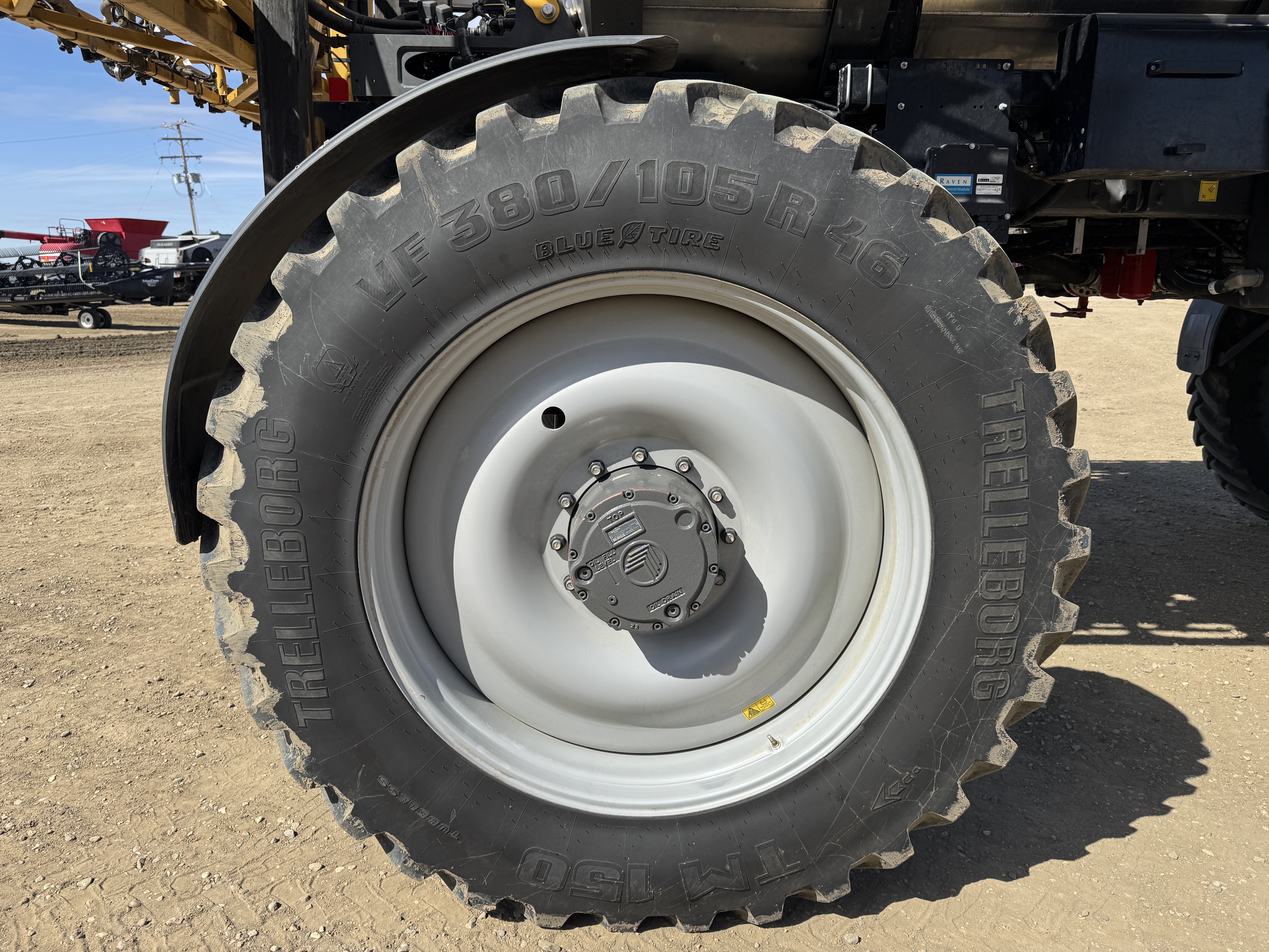 2022 RoGator RG1300C Sprayer/High Clearance