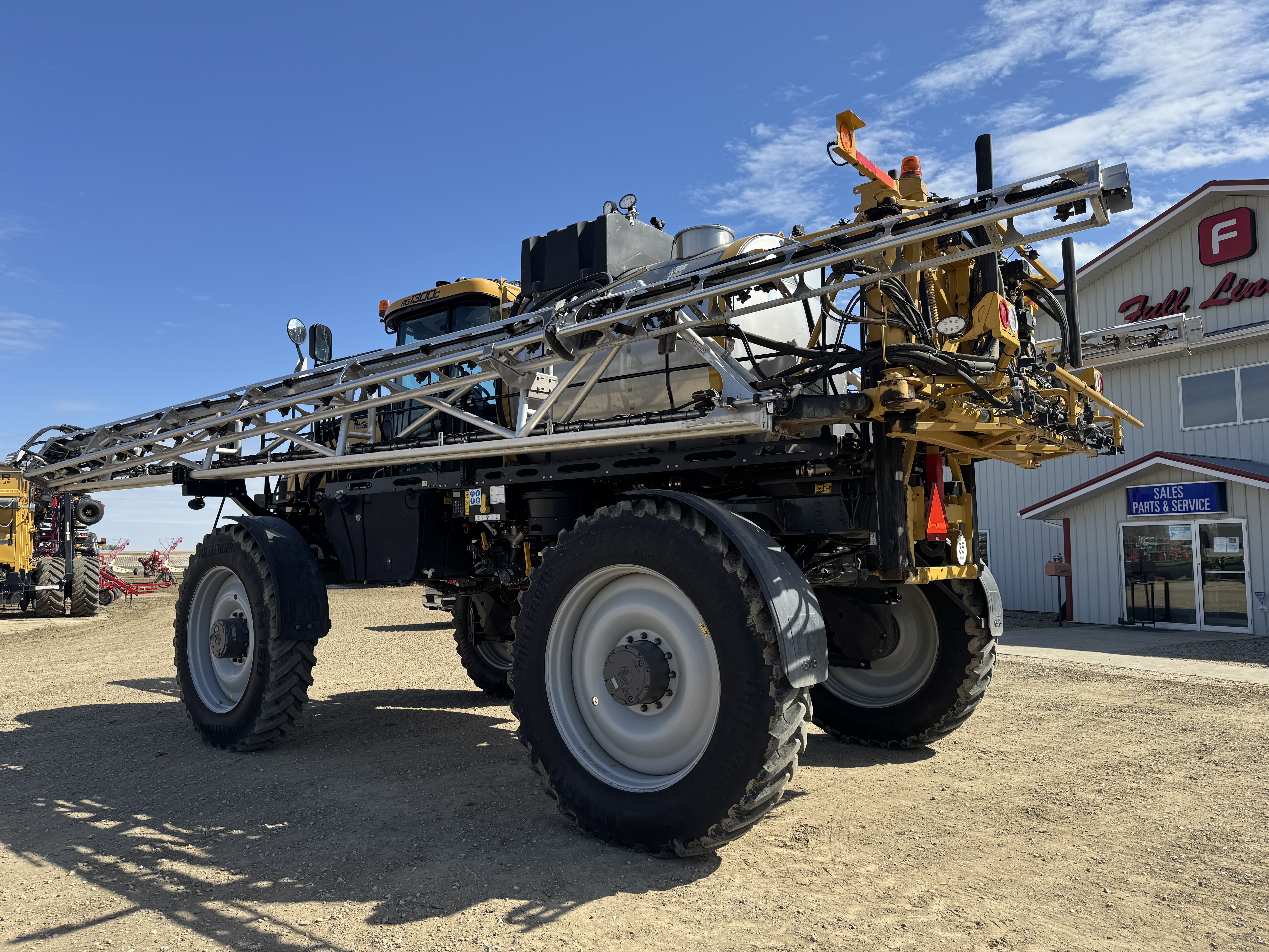 2022 RoGator RG1300C Sprayer/High Clearance