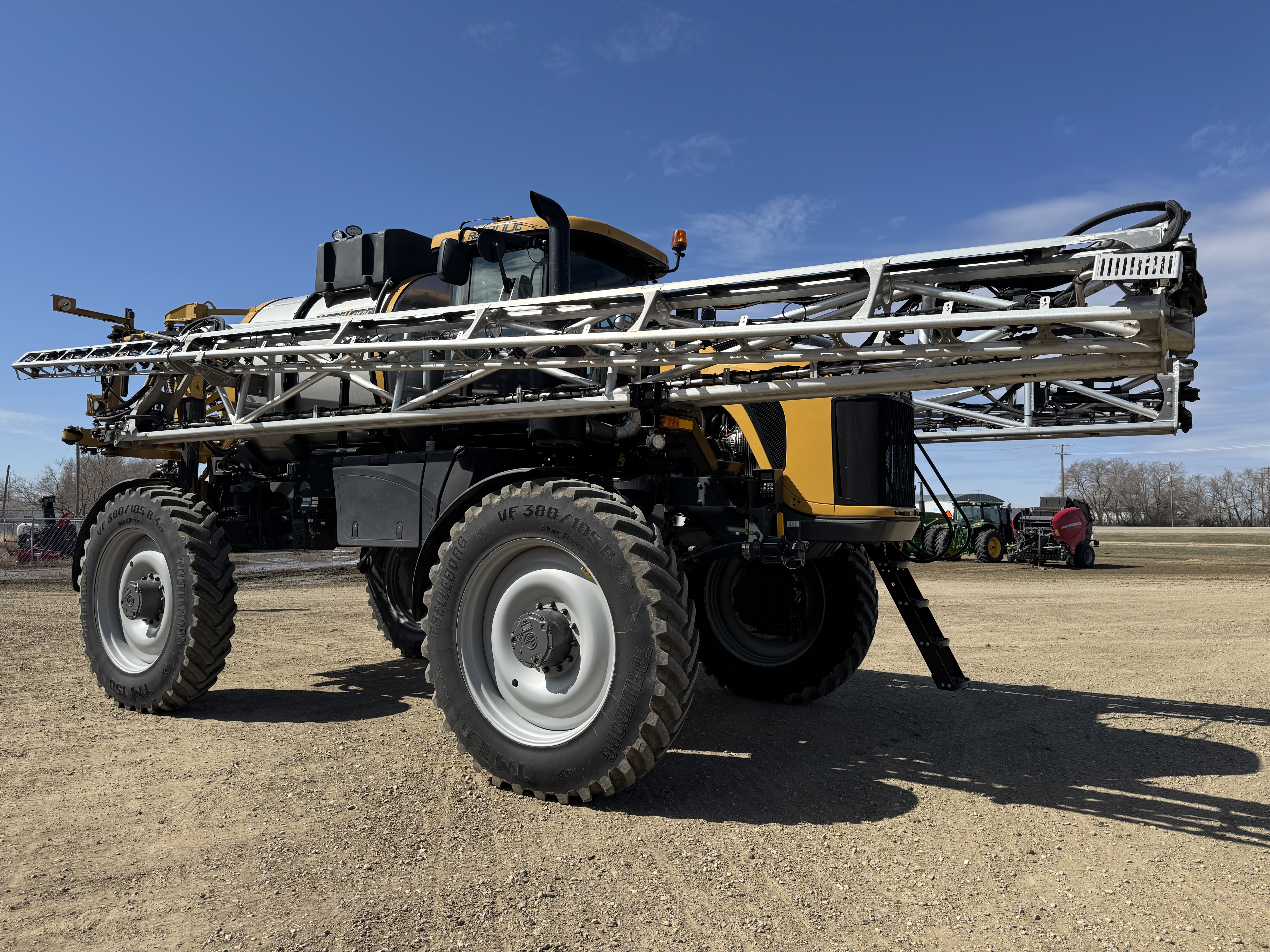 2022 RoGator RG1300C Sprayer/High Clearance