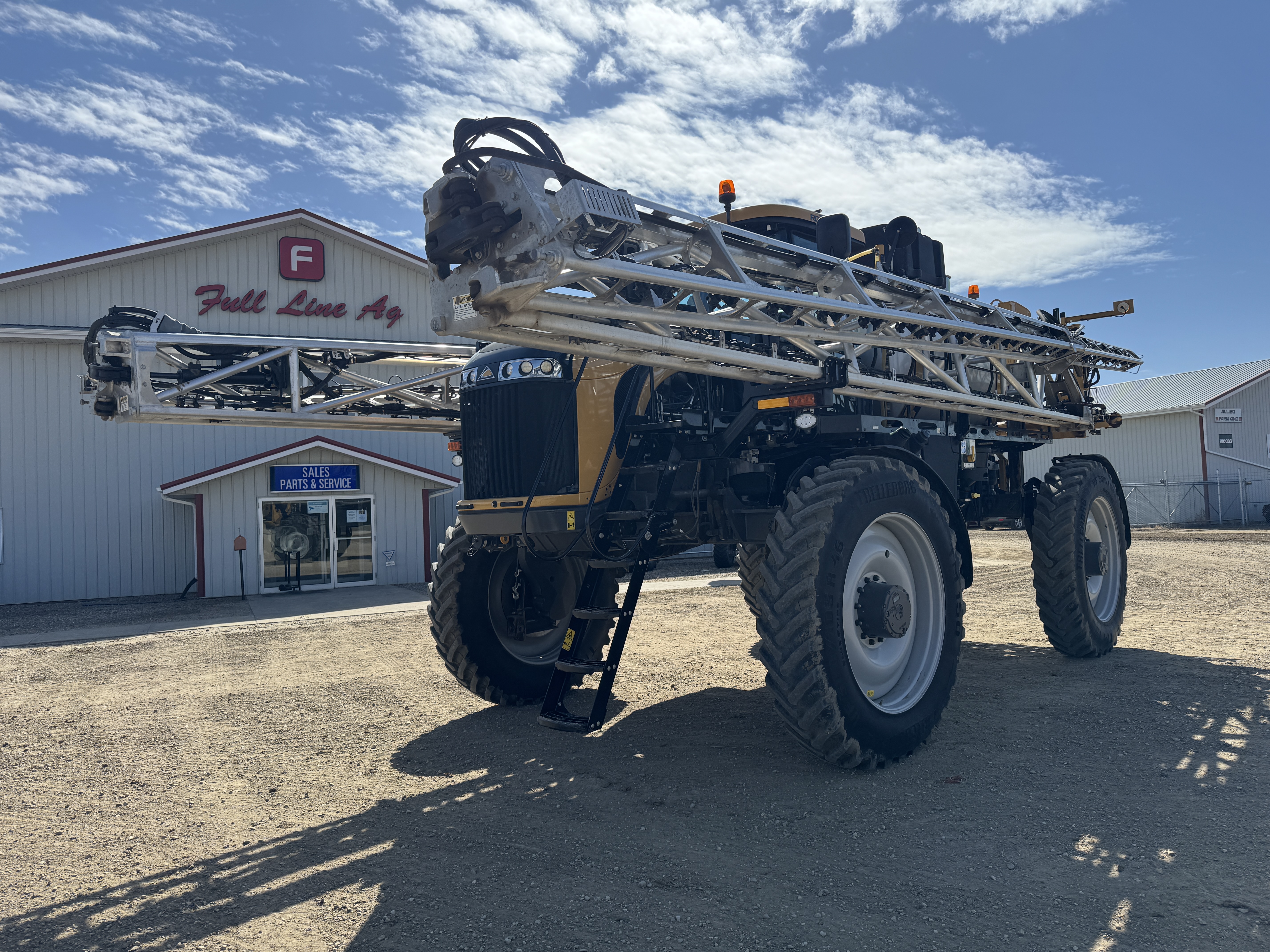 2022 RoGator RG1300C Sprayer/High Clearance