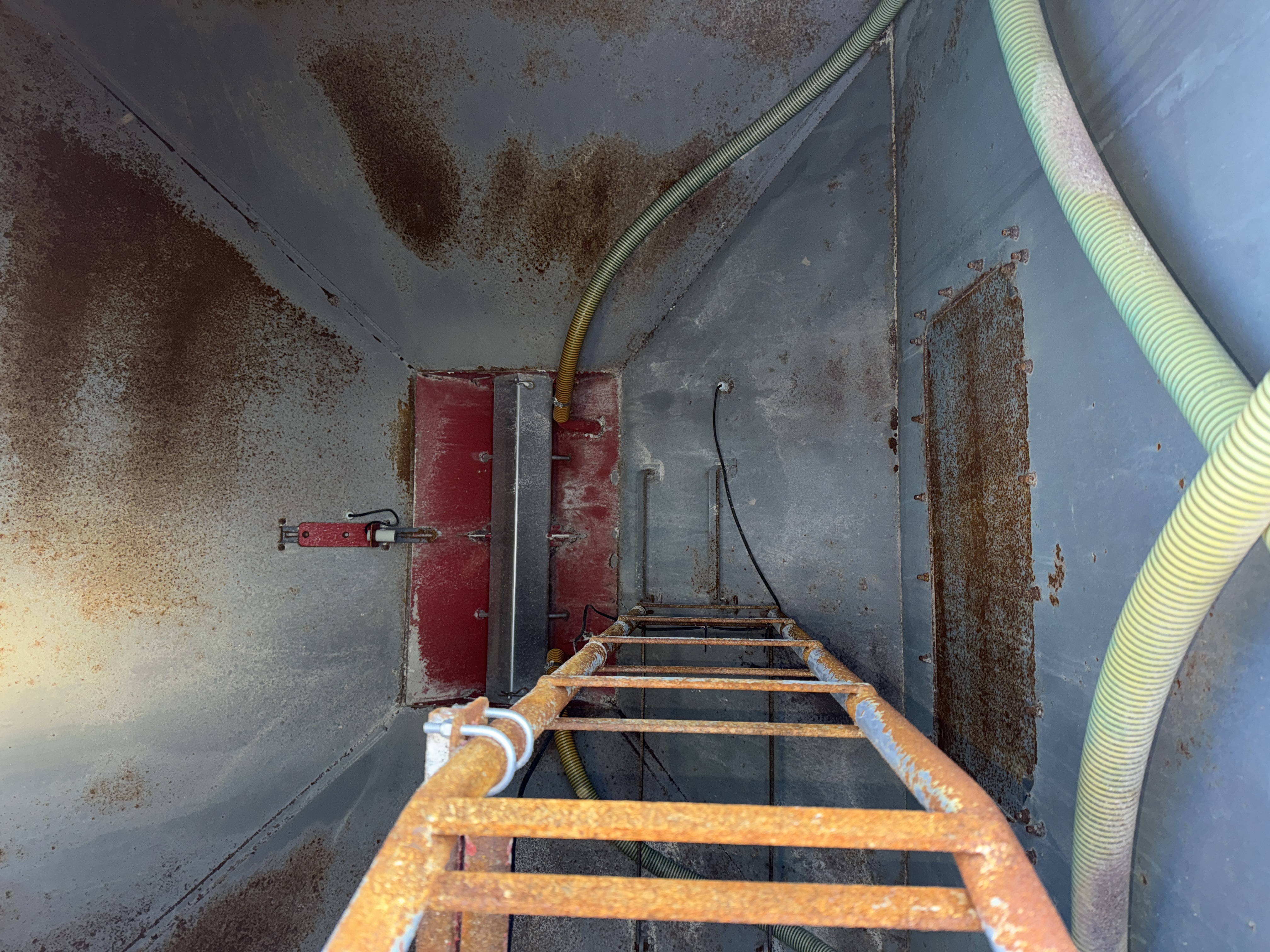 2015 Morris 9550 ICT Air Tank/Cart