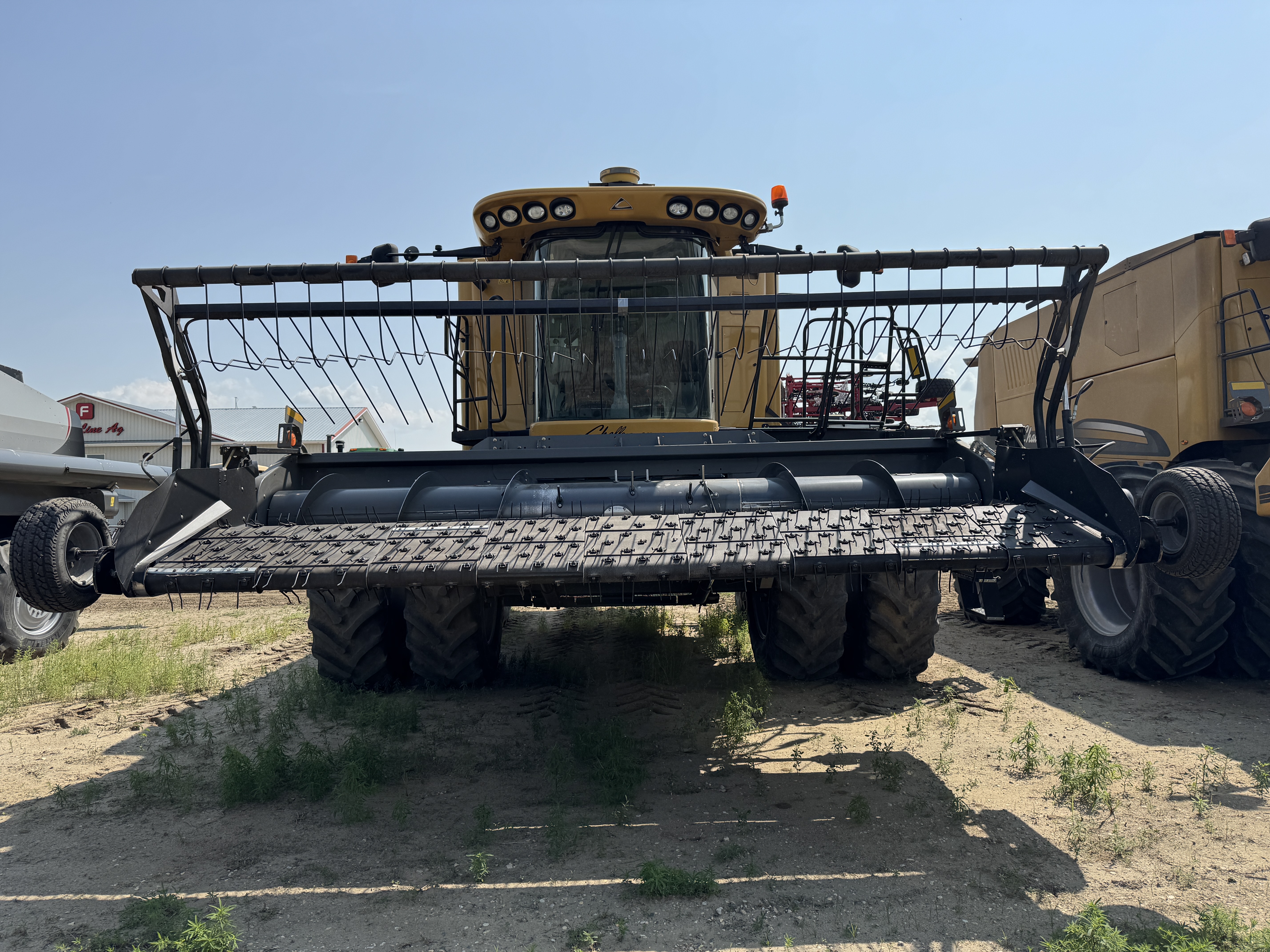 2012 Challenger 560C Combine