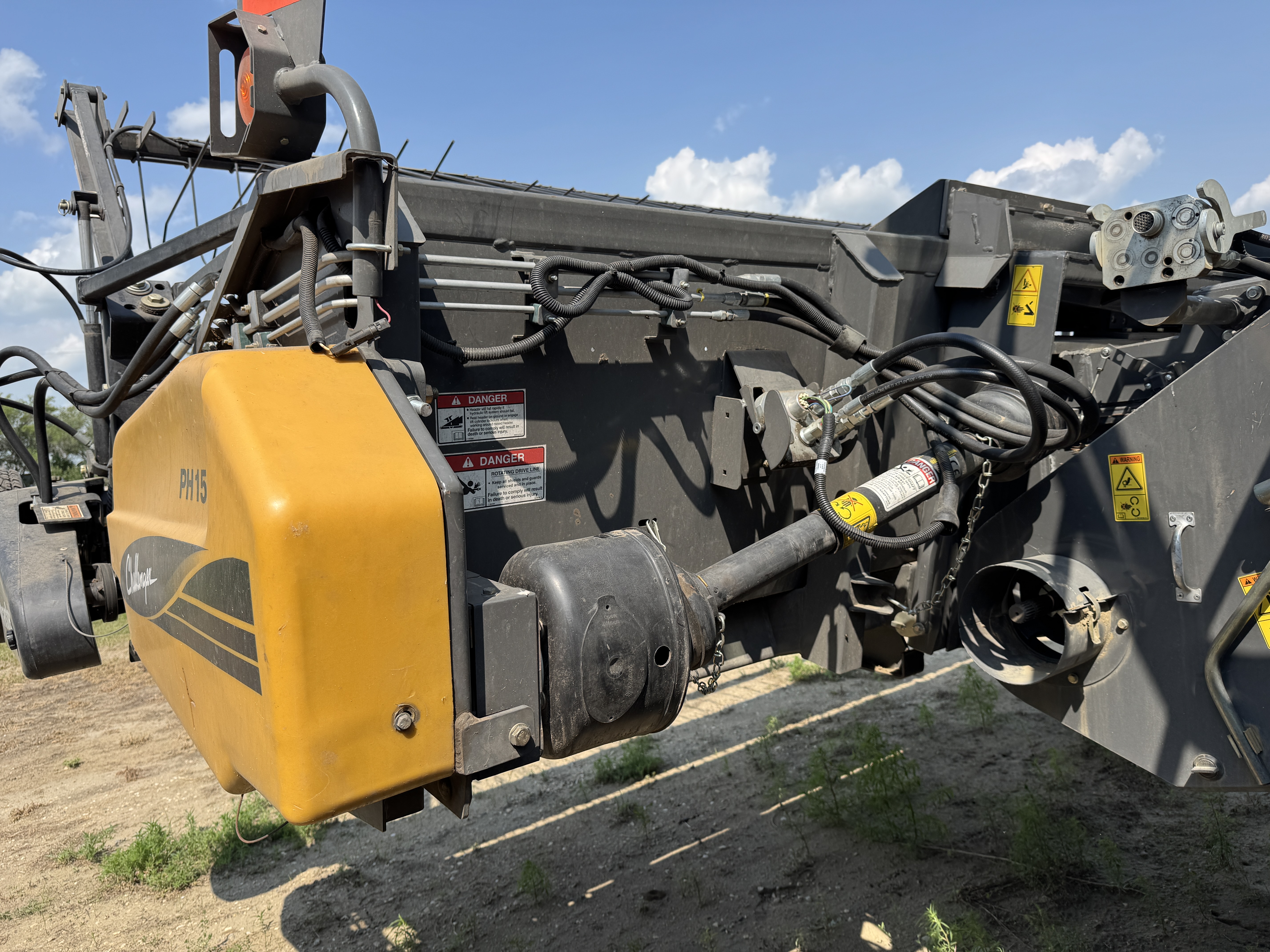 2012 Challenger 560C Combine