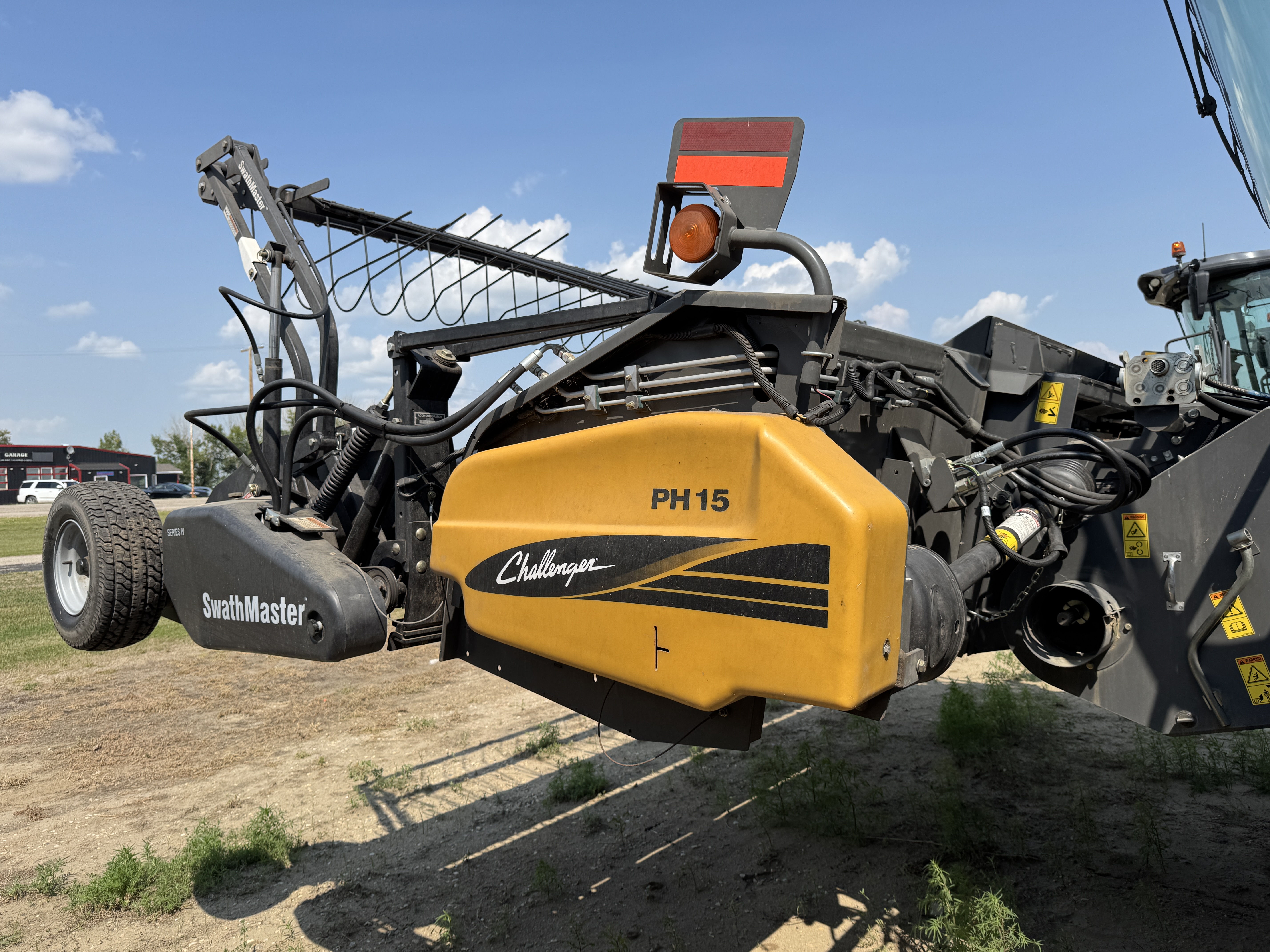 2012 Challenger 560C Combine