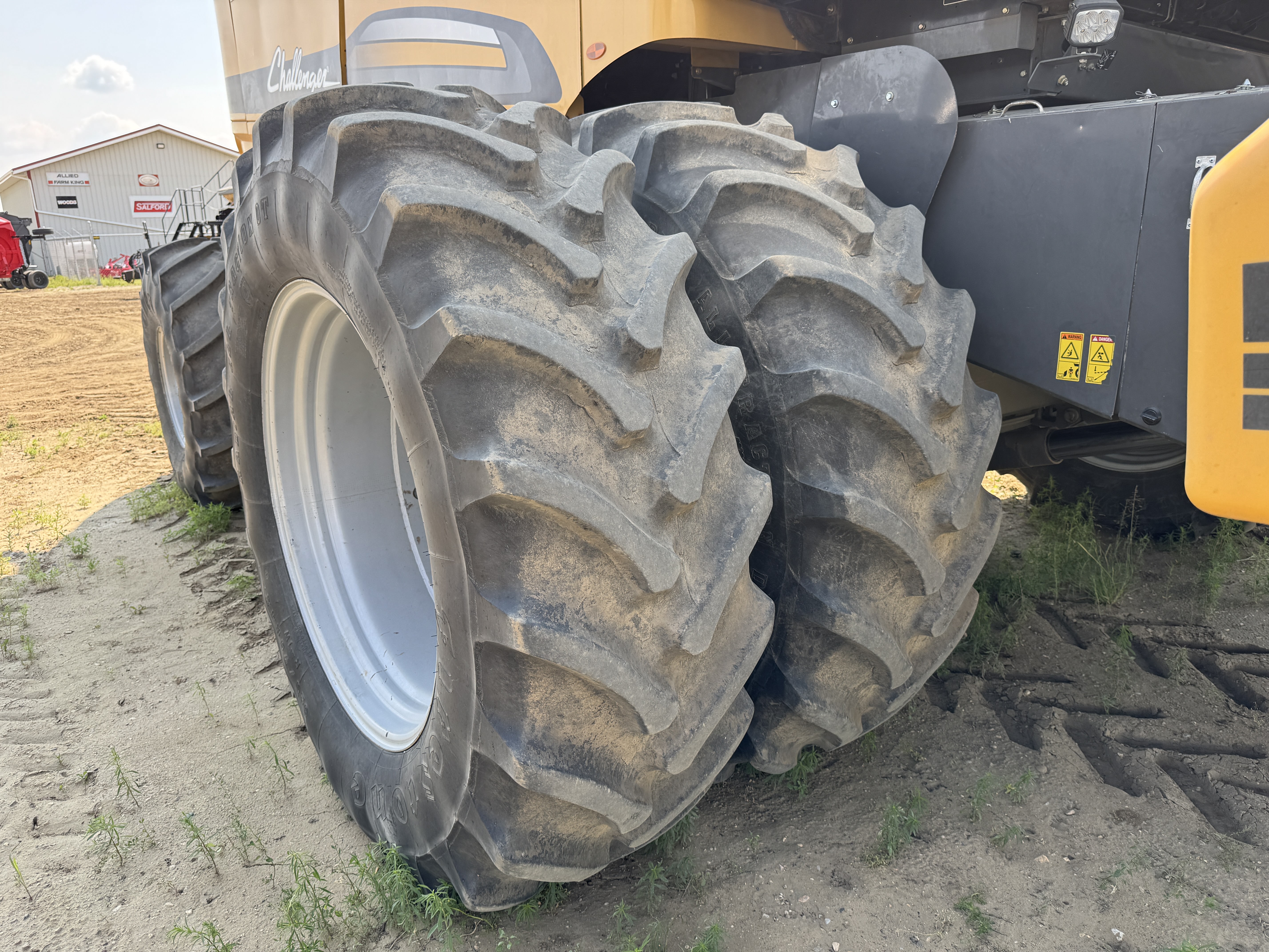 2012 Challenger 560C Combine