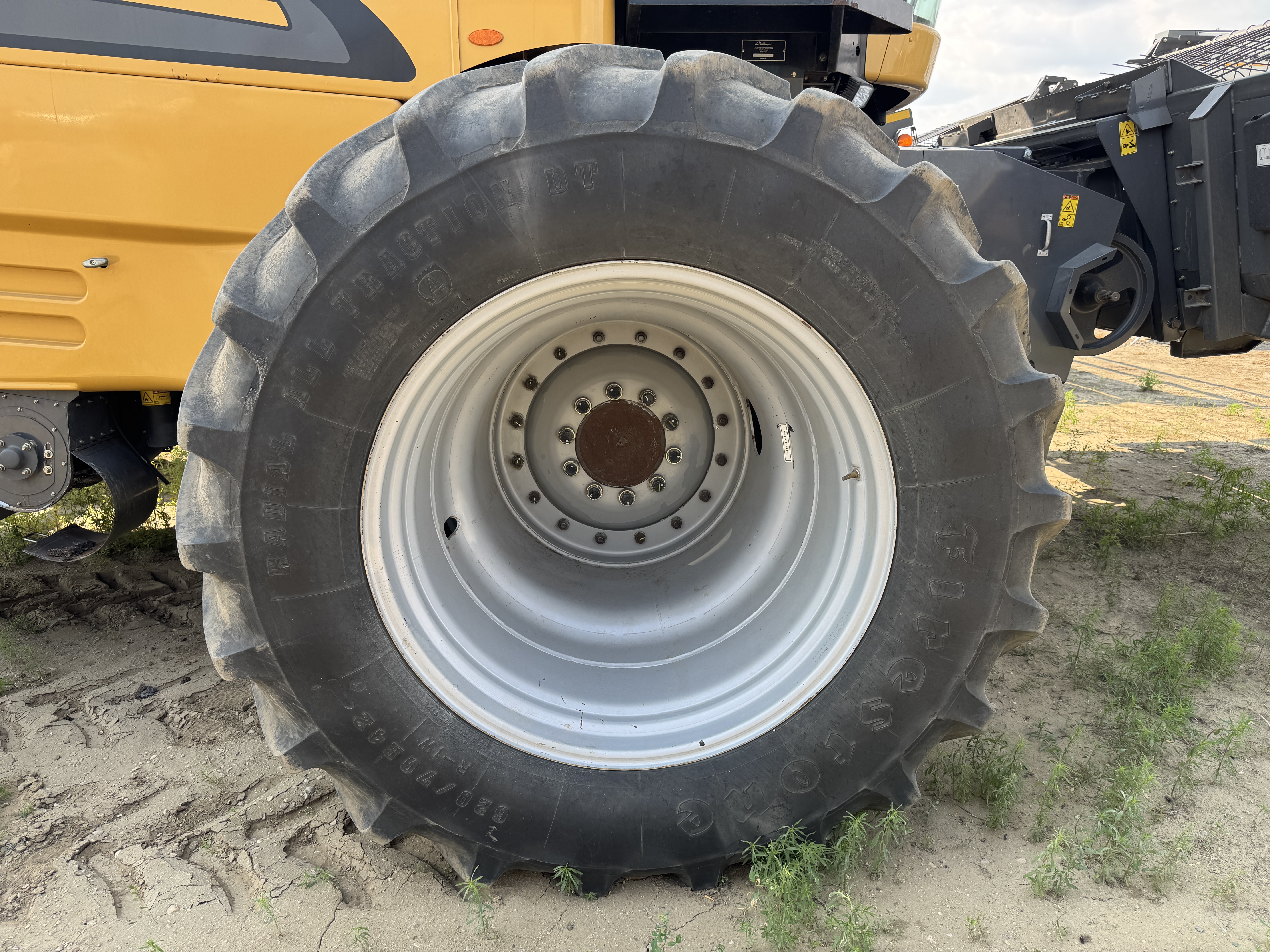 2012 Challenger 560C Combine