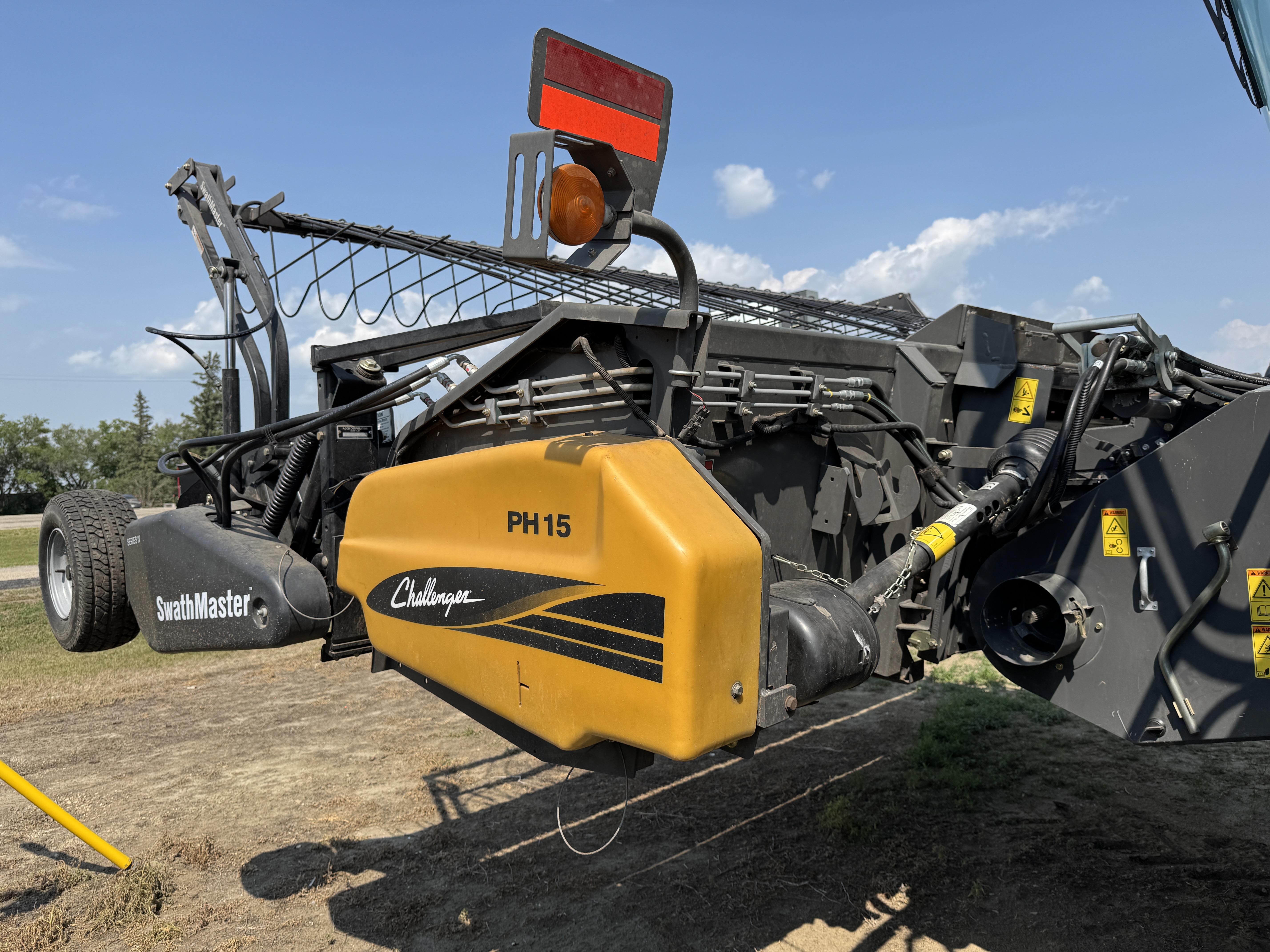 2013 Challenger 560C Combine