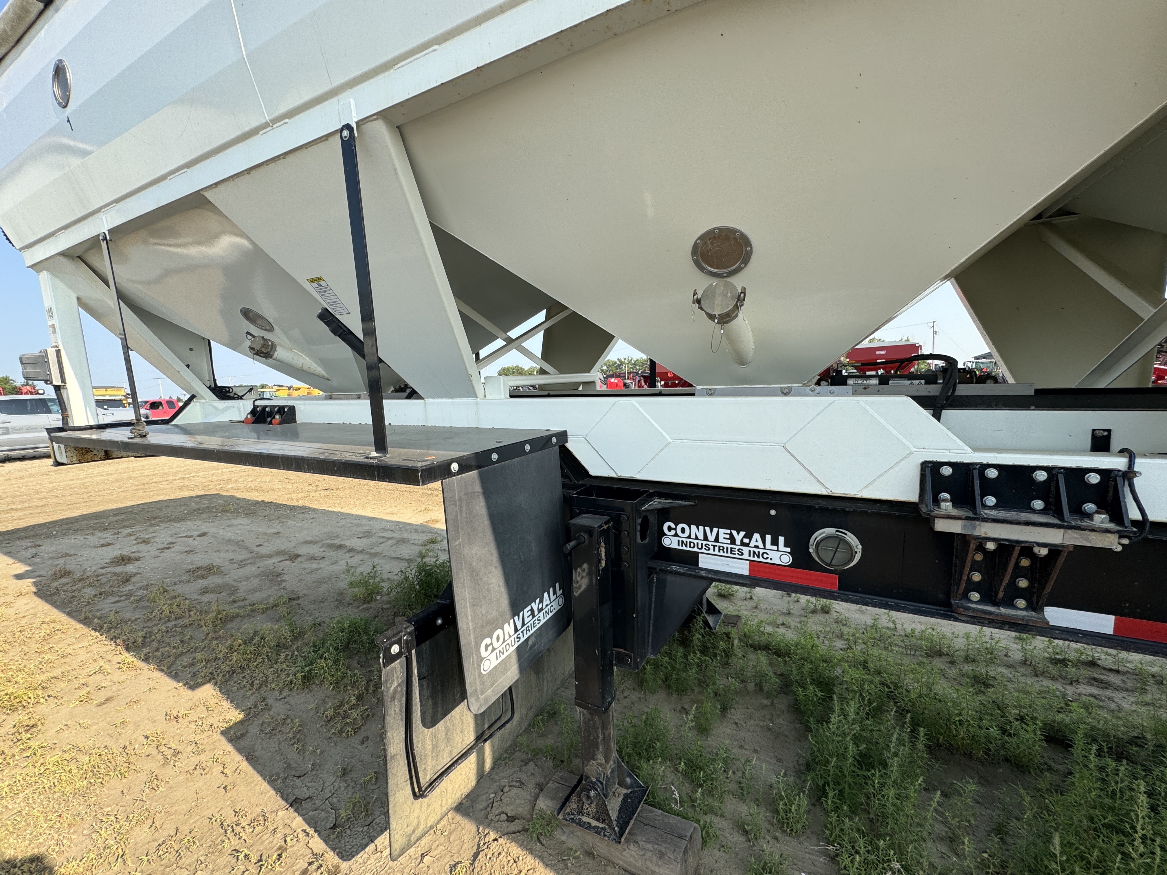 2017 Convey-All CST-1500 Seed Tender