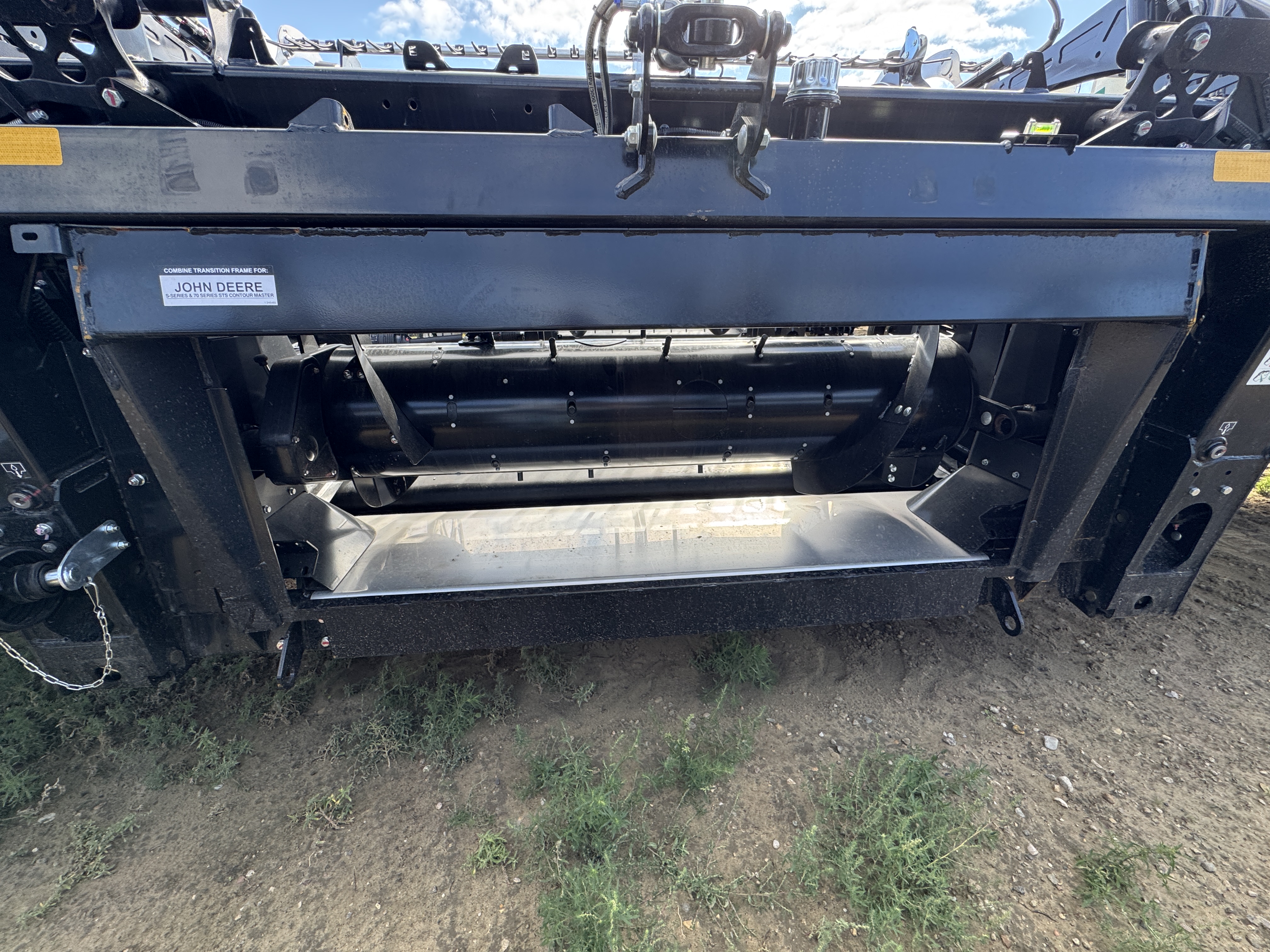 2025 MacDon FD240 Header Combine