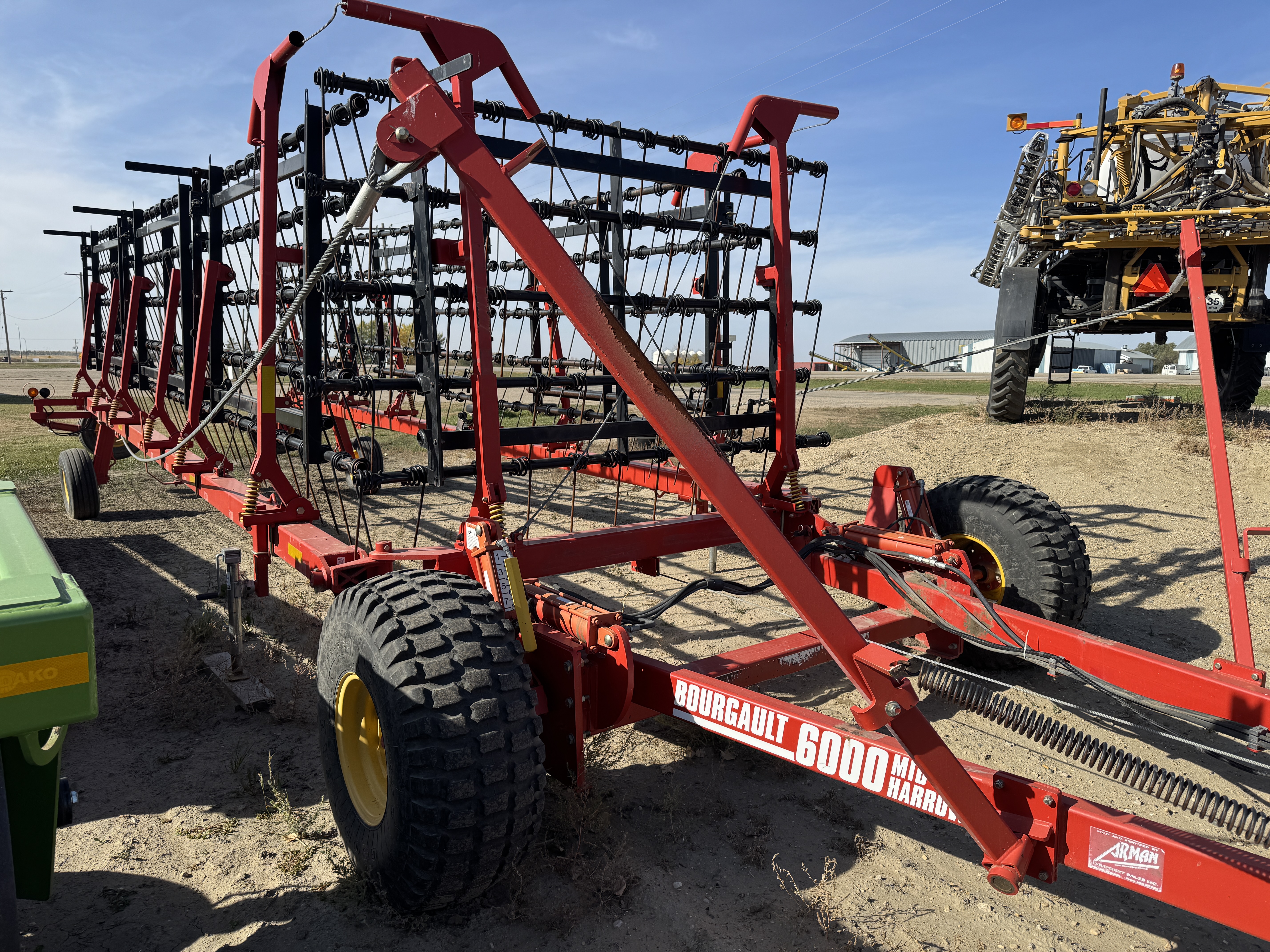 2013 Bourgault 6000-70 Harrow