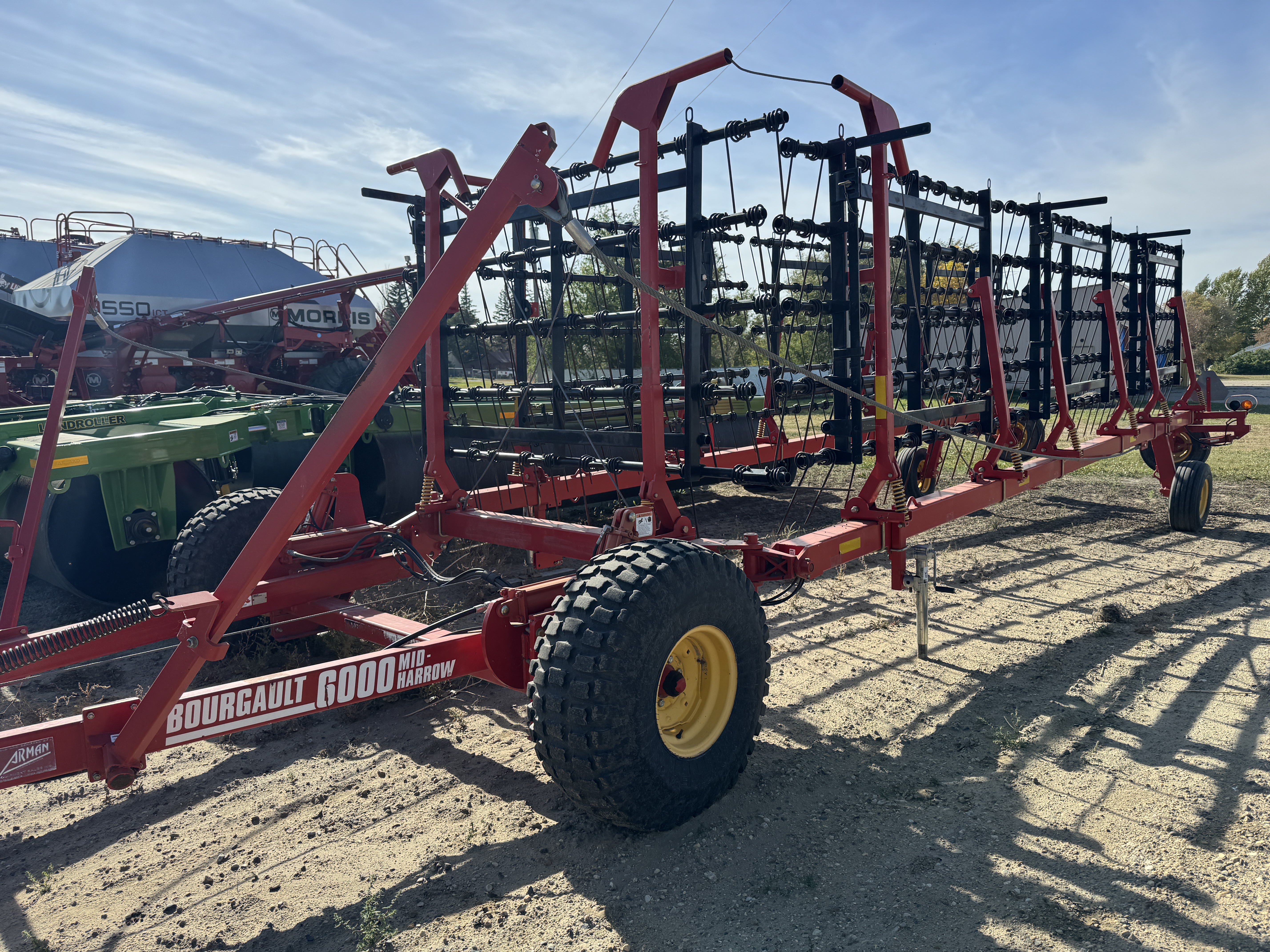 2013 Bourgault 6000-70 Harrow