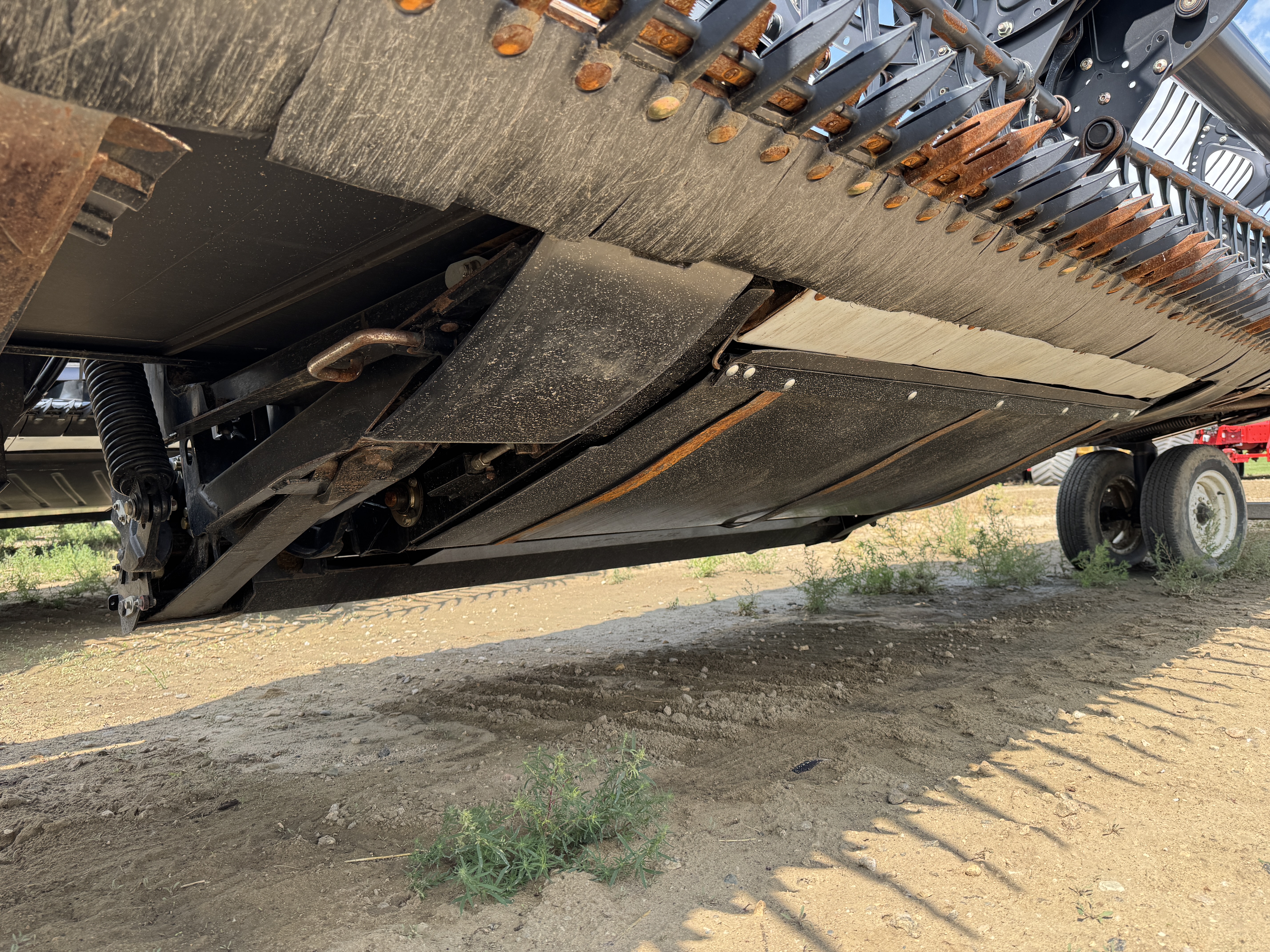 2016 MacDon FD75-35 Header Combine