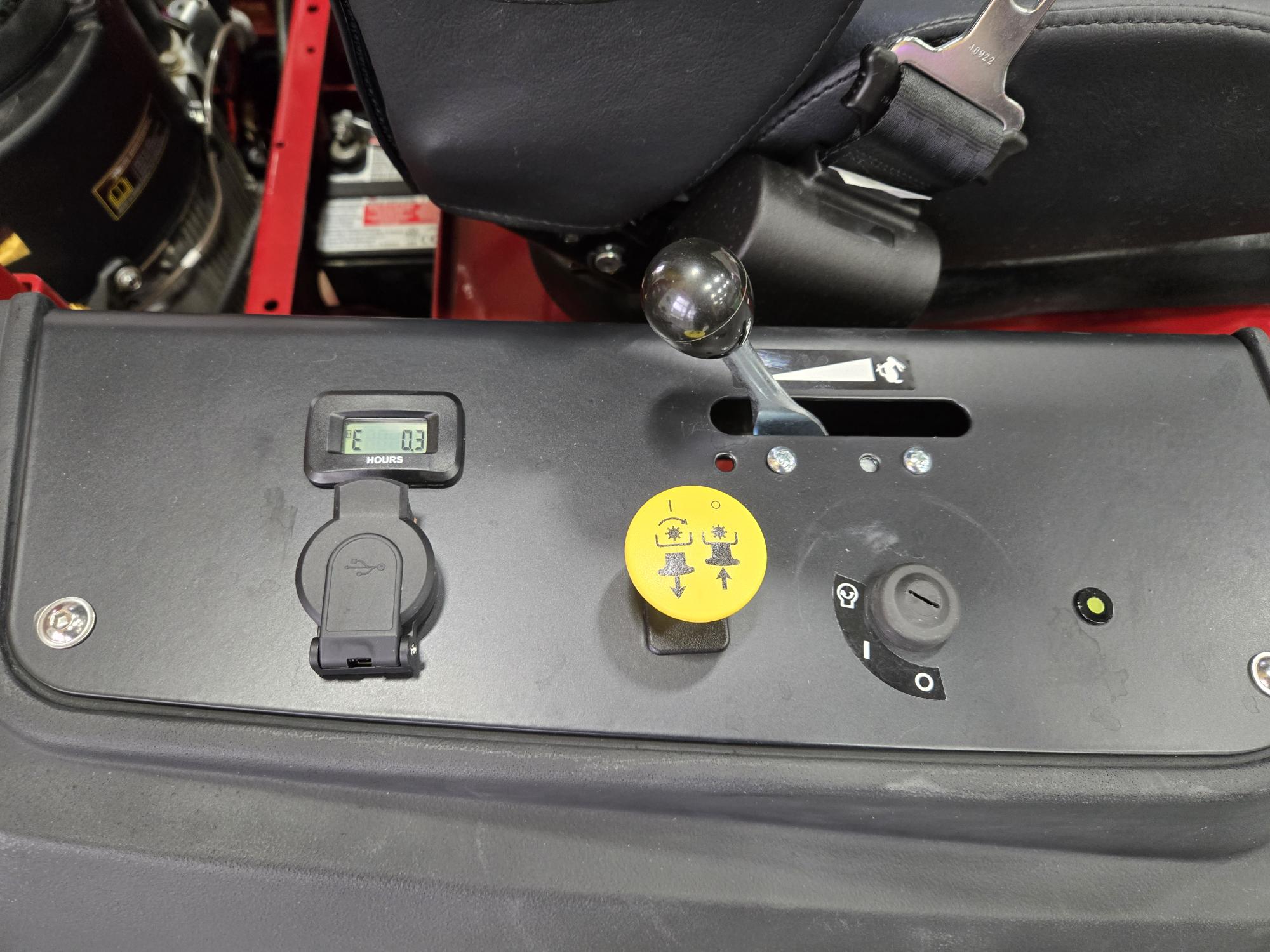 2025 Ferris ISX800Z Mower/Zero Turn