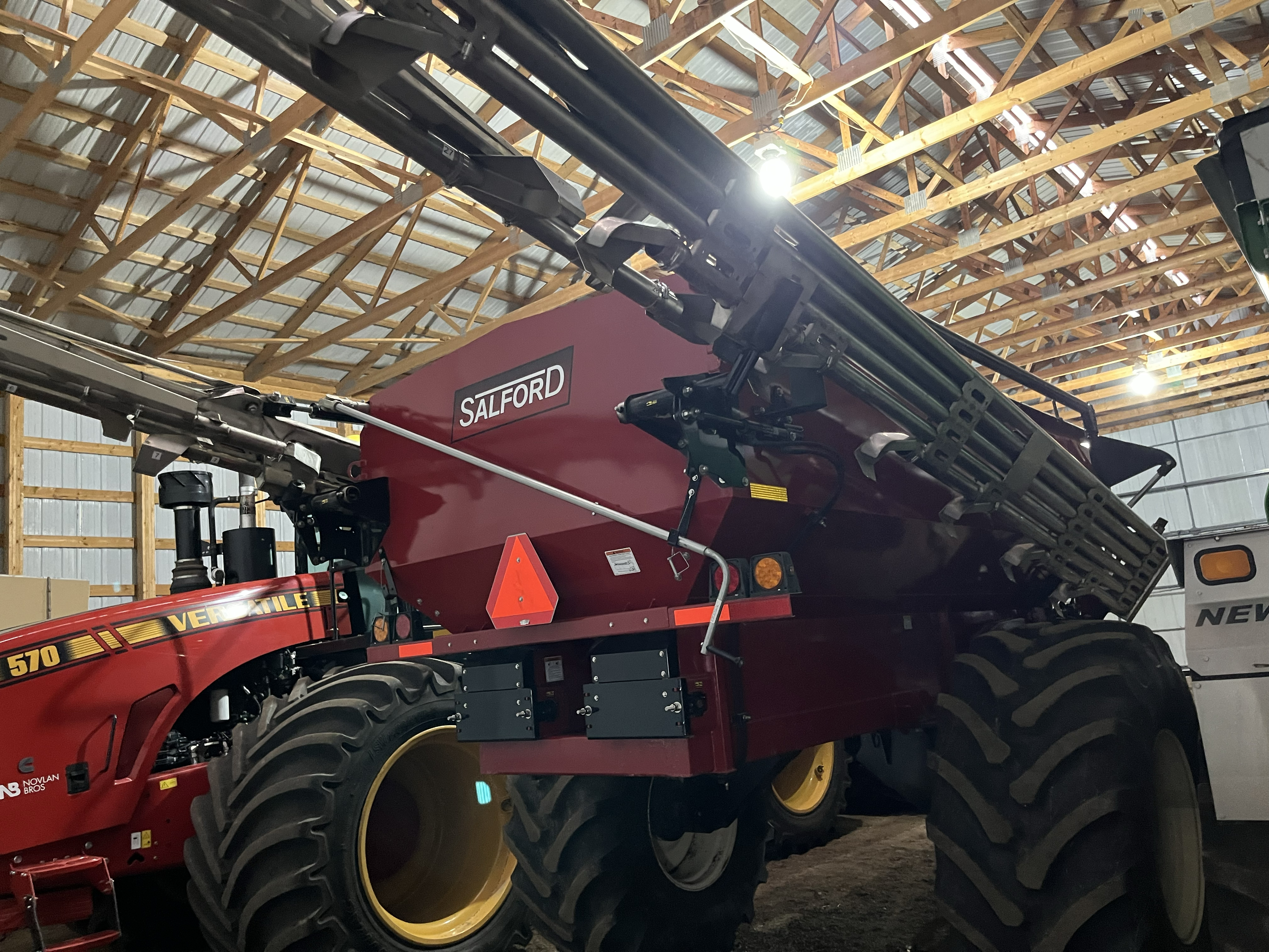 2022 Salford VALMAR 8711 Fertilizer Spreader