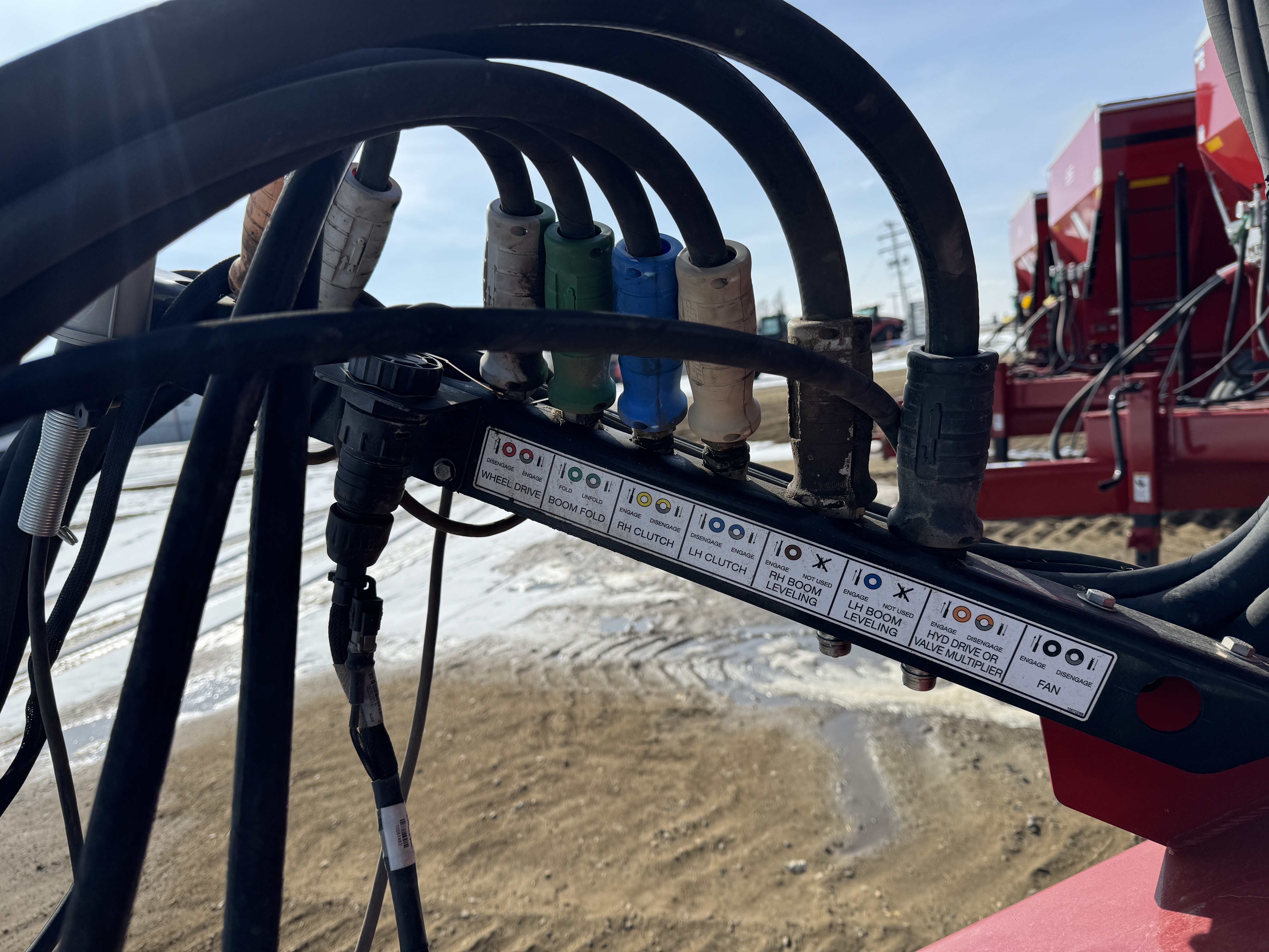 2022 Salford VALMAR 8711 Fertilizer Spreader