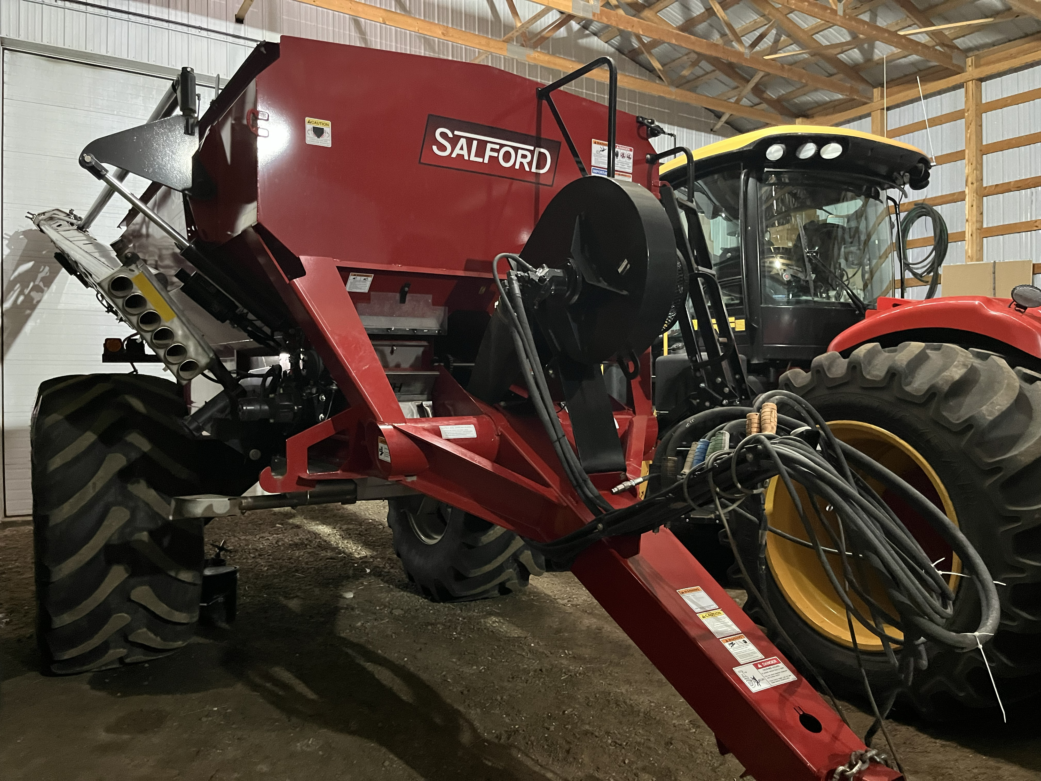 2022 Salford VALMAR 8711 Fertilizer Spreader