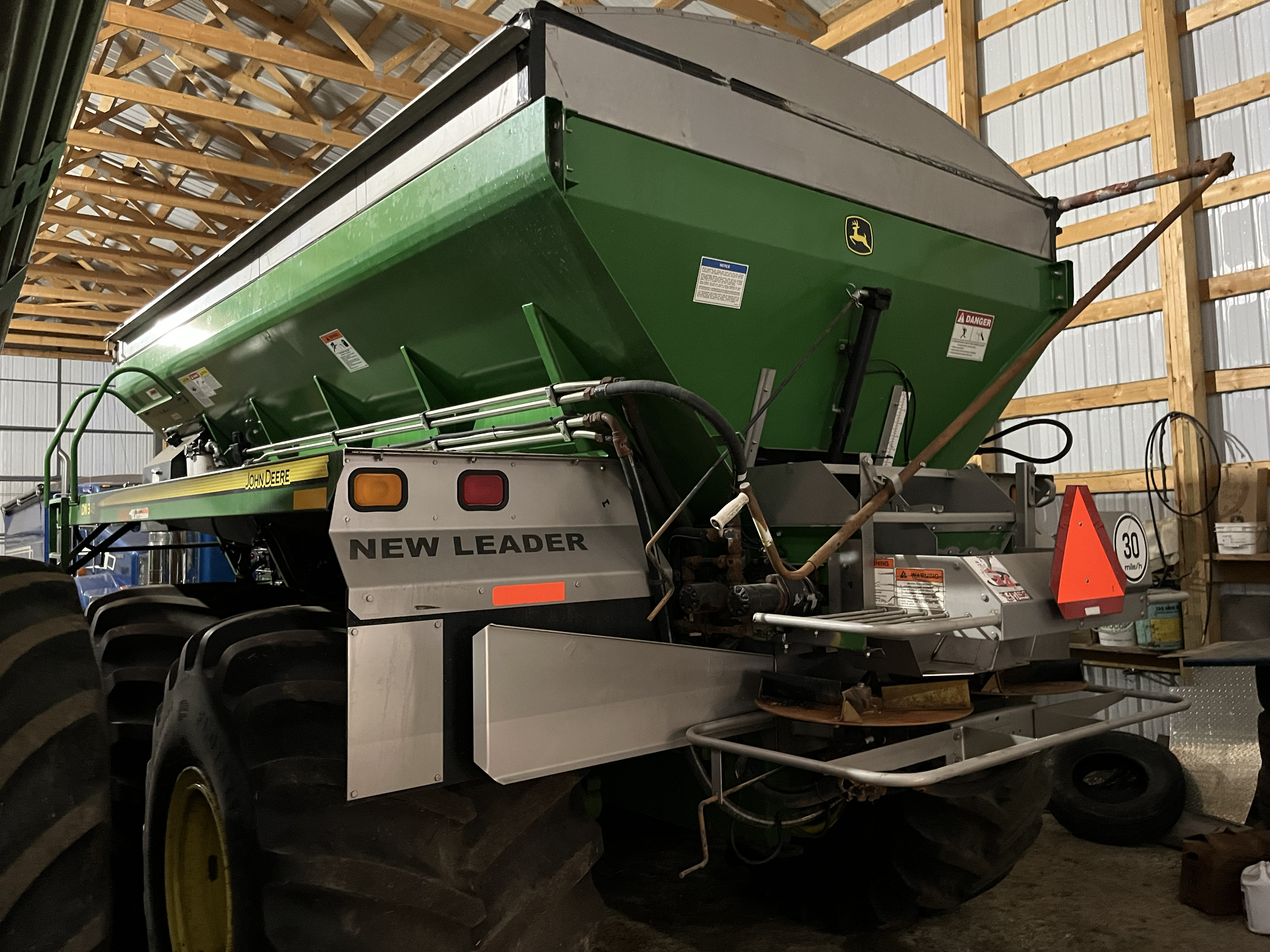 2015 John Deere DN345 Fertilizer Spreader