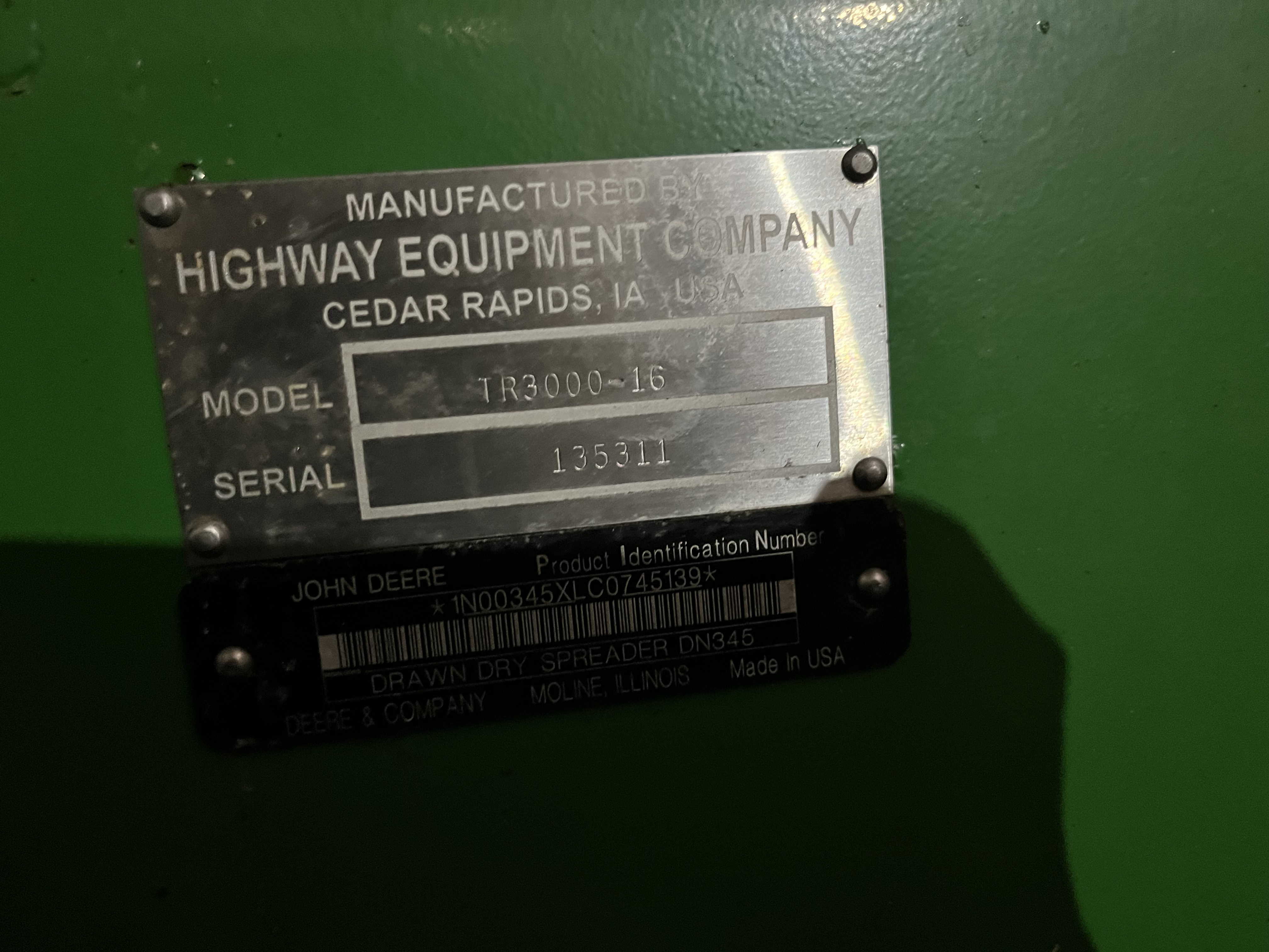 2015 John Deere DN345 Fertilizer Spreader