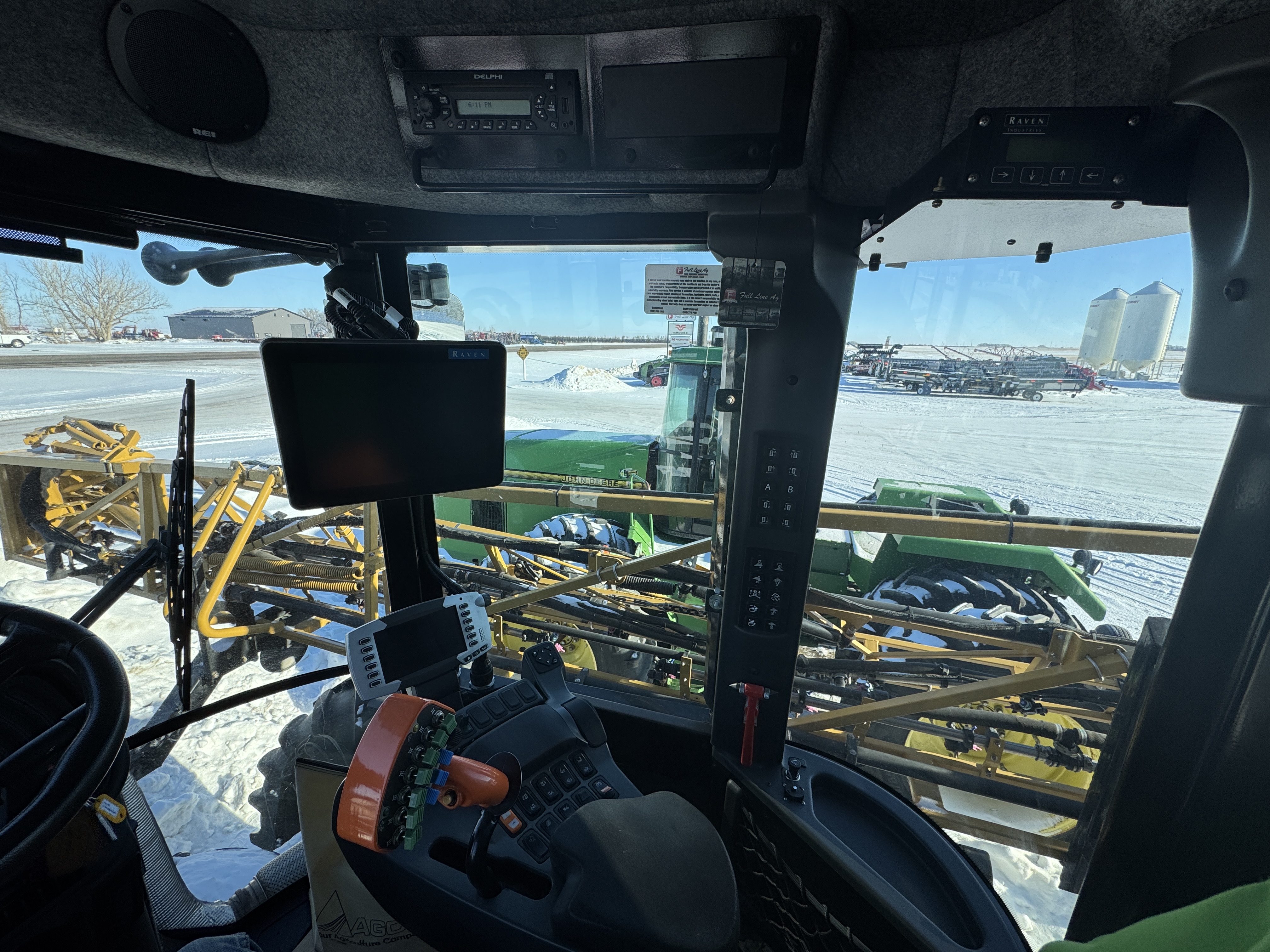 2013 RoGator RG1300 Sprayer/High Clearance