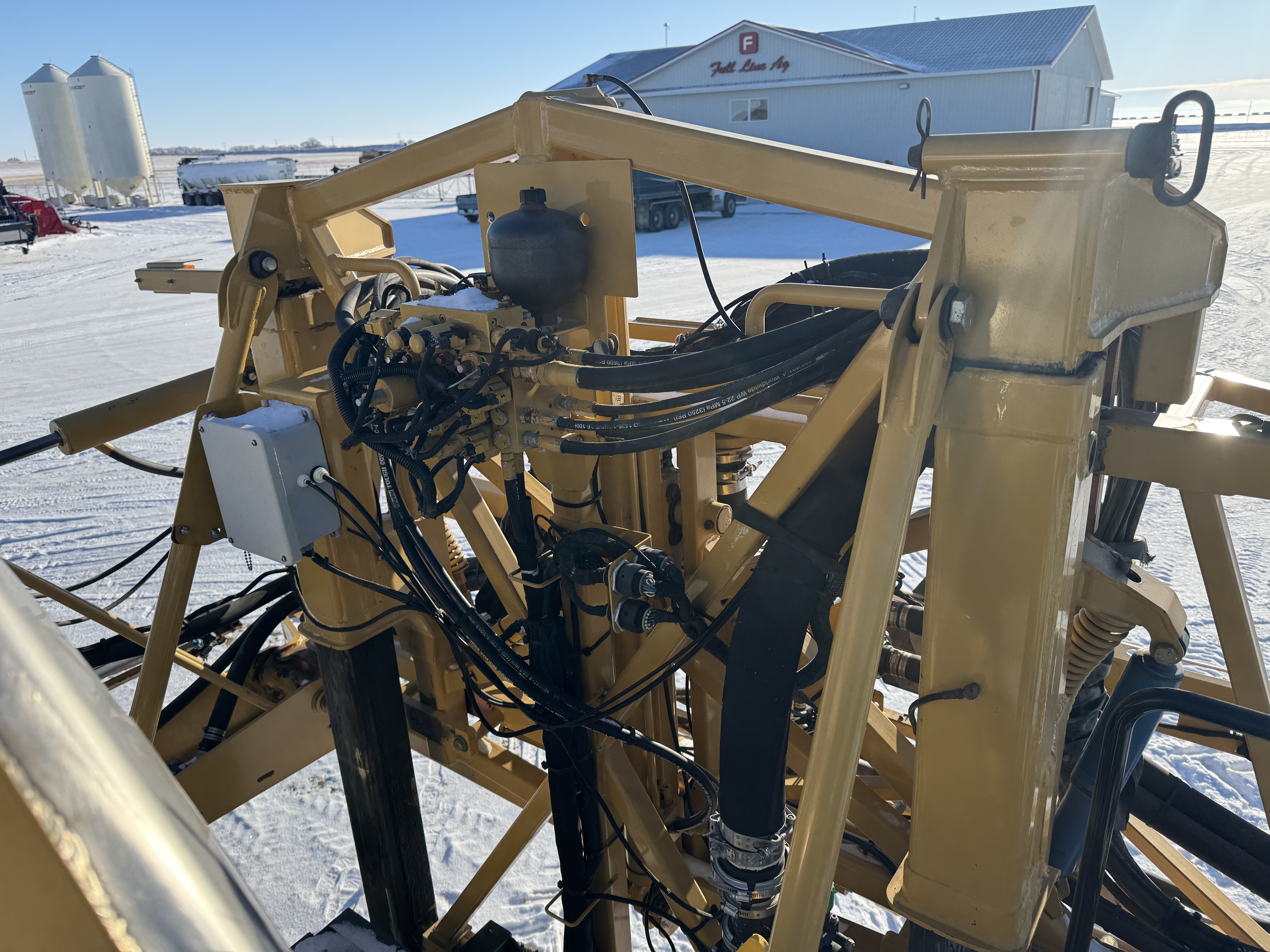 2013 RoGator RG1300 Sprayer/High Clearance