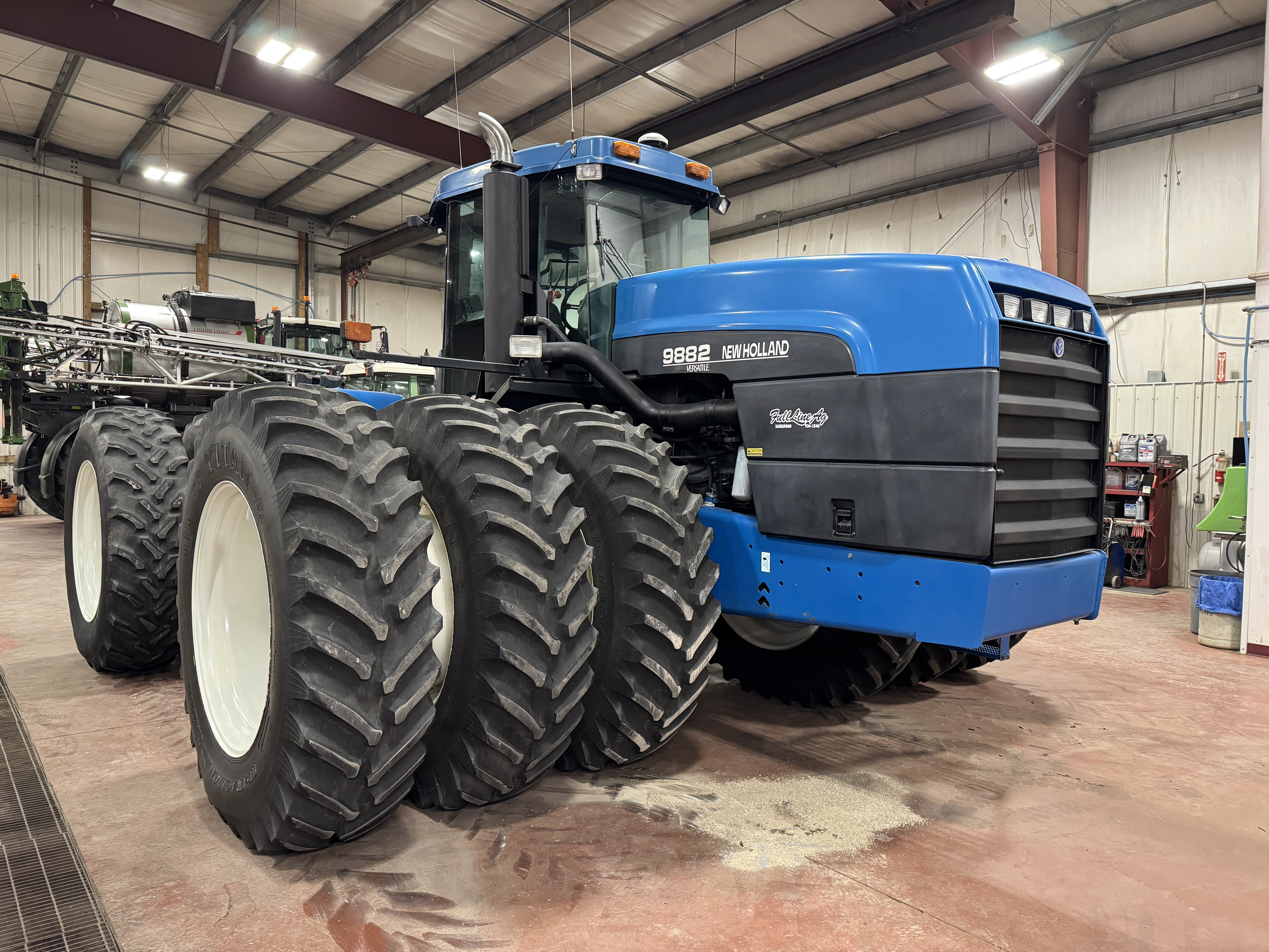 1998 New Holland 9882 Tractor
