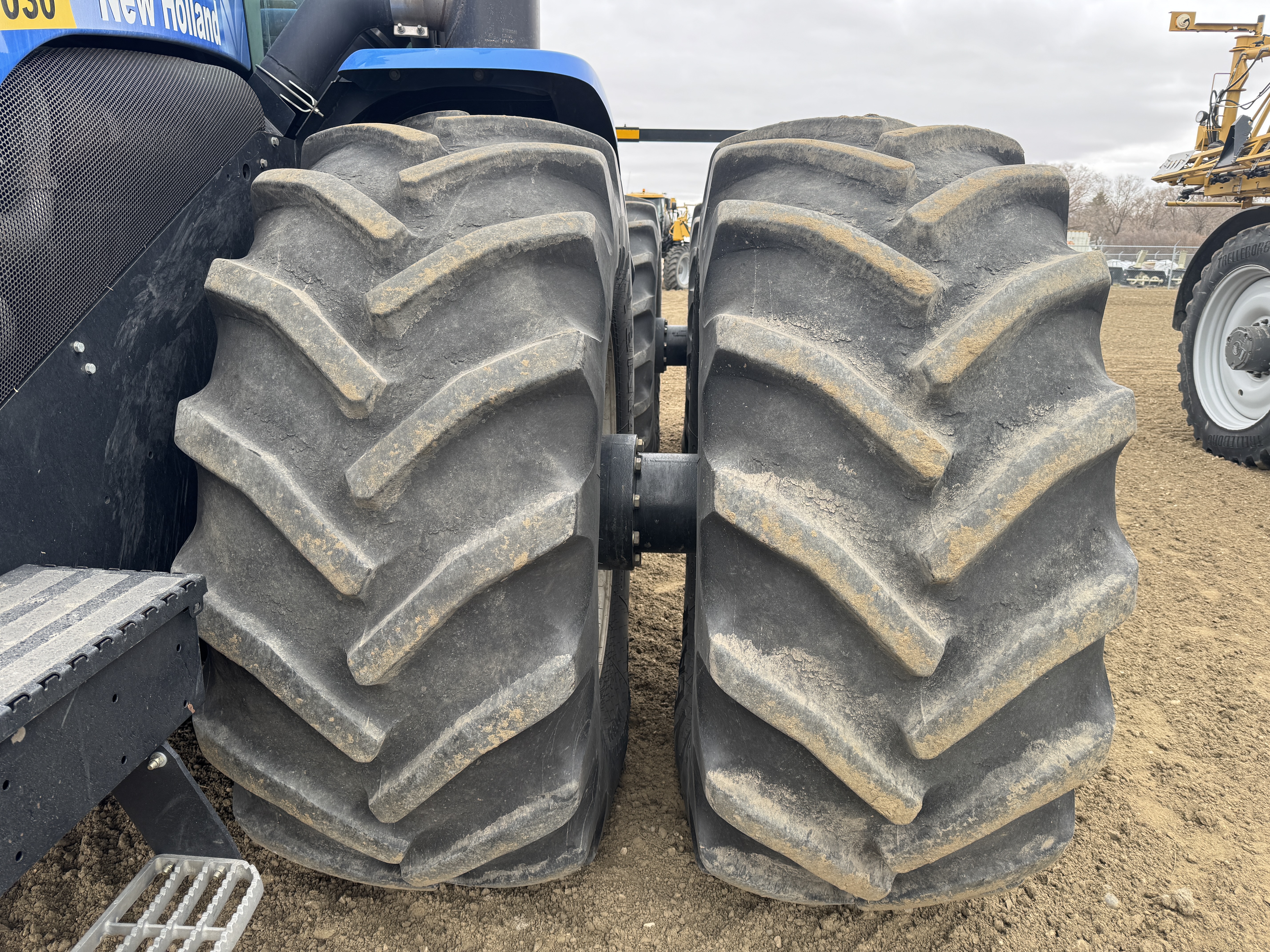 2011 New Holland T9030 Tractor