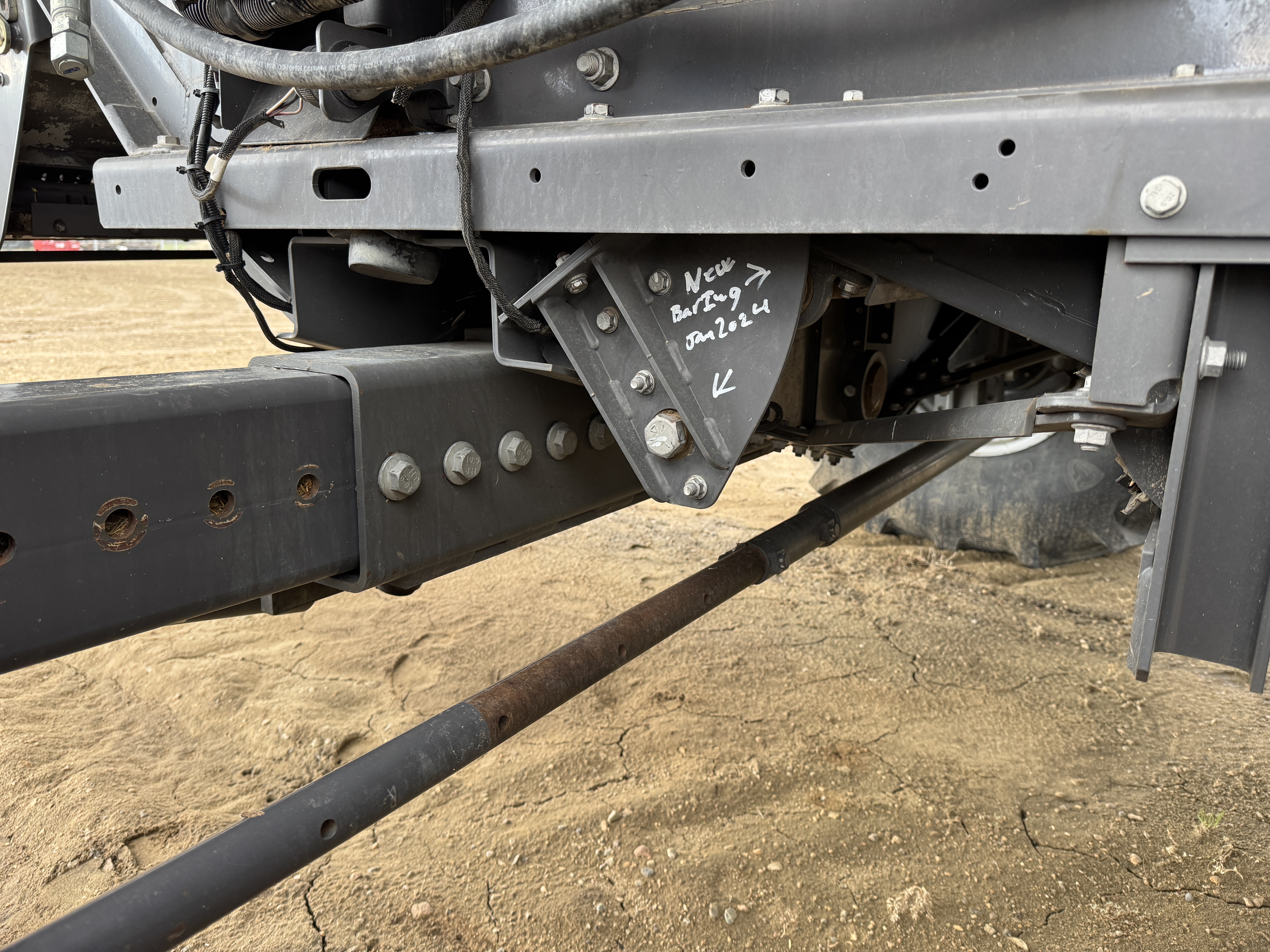 2017 Massey Ferguson 9565 Combine