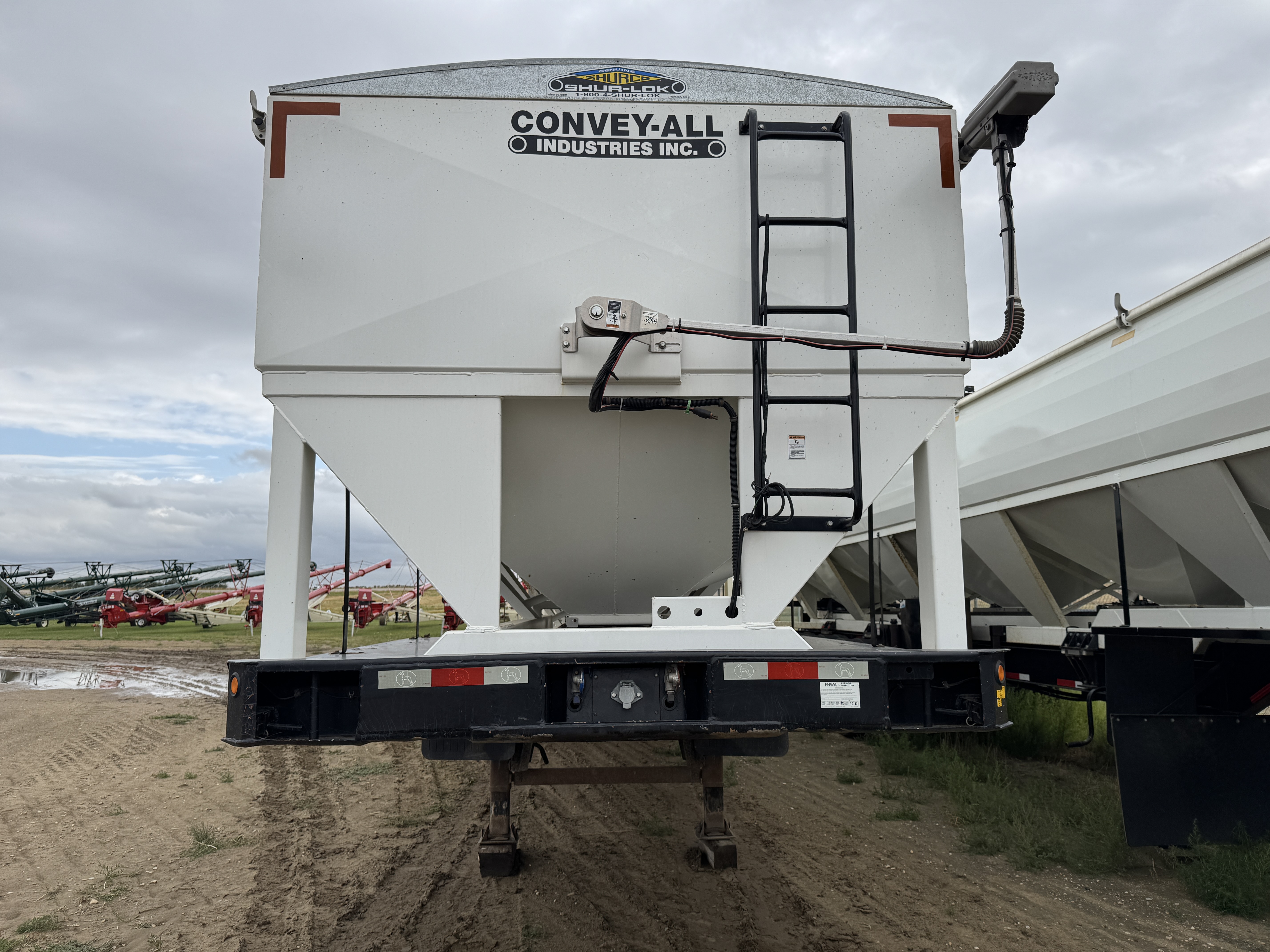 2012 Convey-All CST40-C Seed Tender
