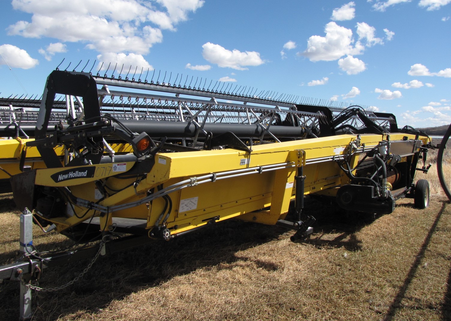 2003 New Holland 94C-36 Header Combine