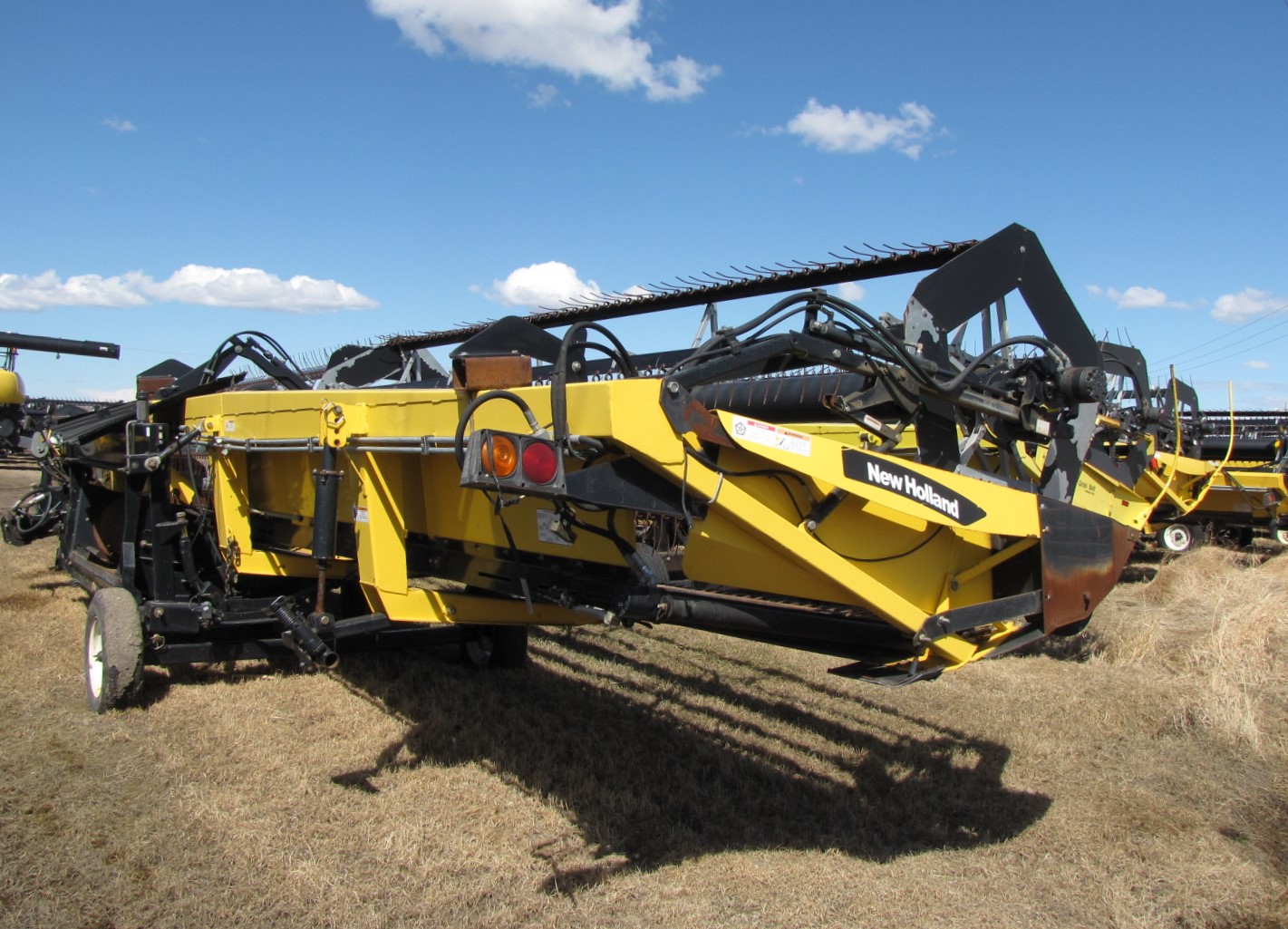 2005 New Holland 94C Header Combine