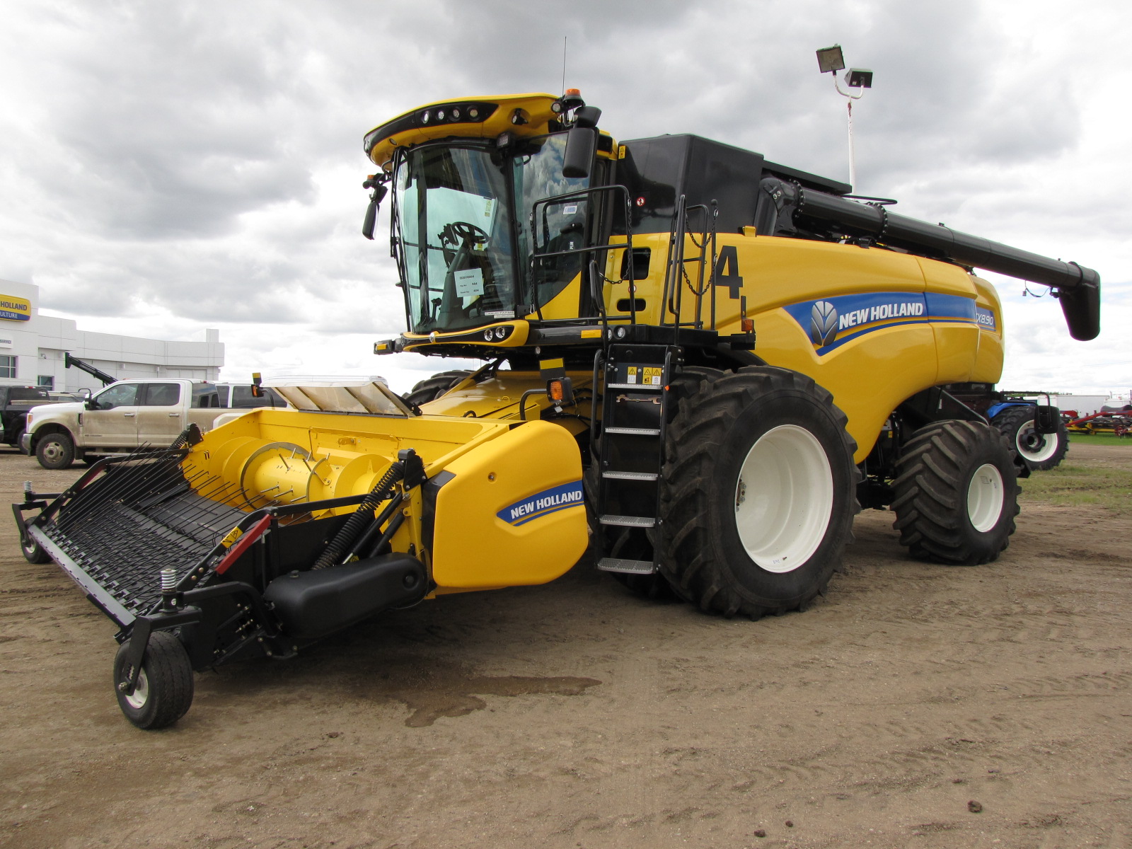2019 New Holland CX8.90 Combine